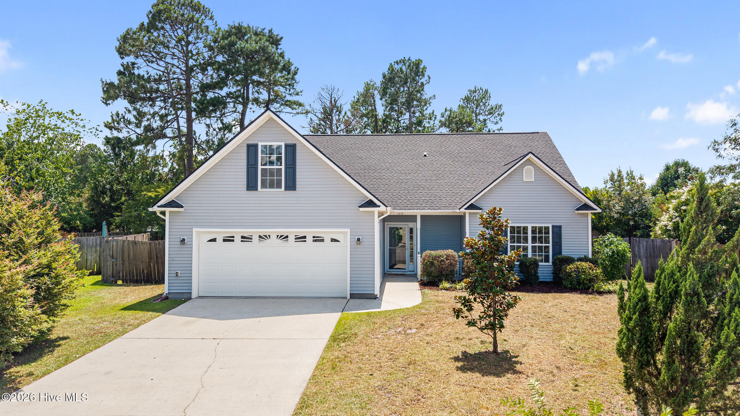 1018 Foxridge Way Property Photo 2