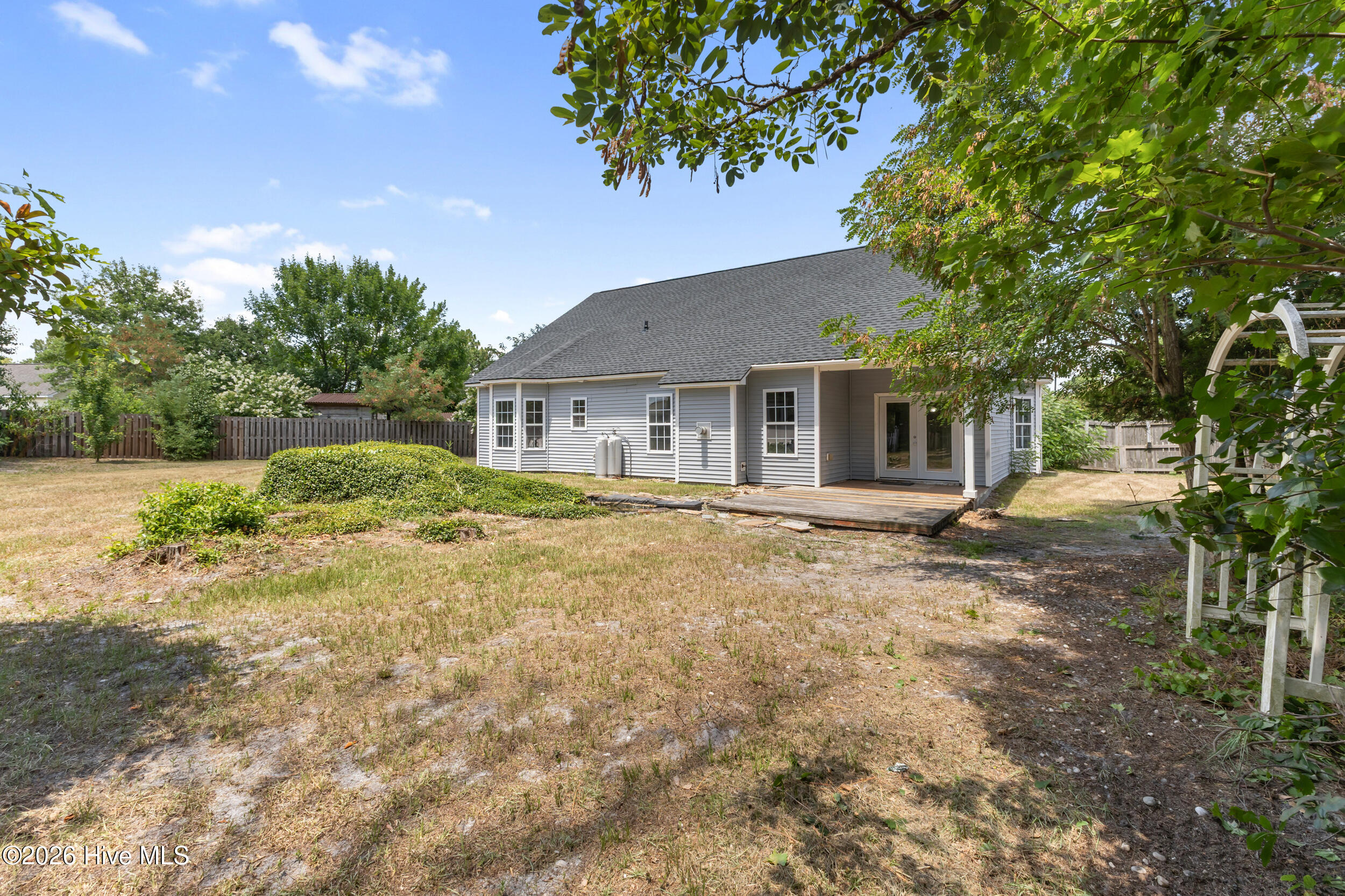 1018 Foxridge Way Property Photo 30