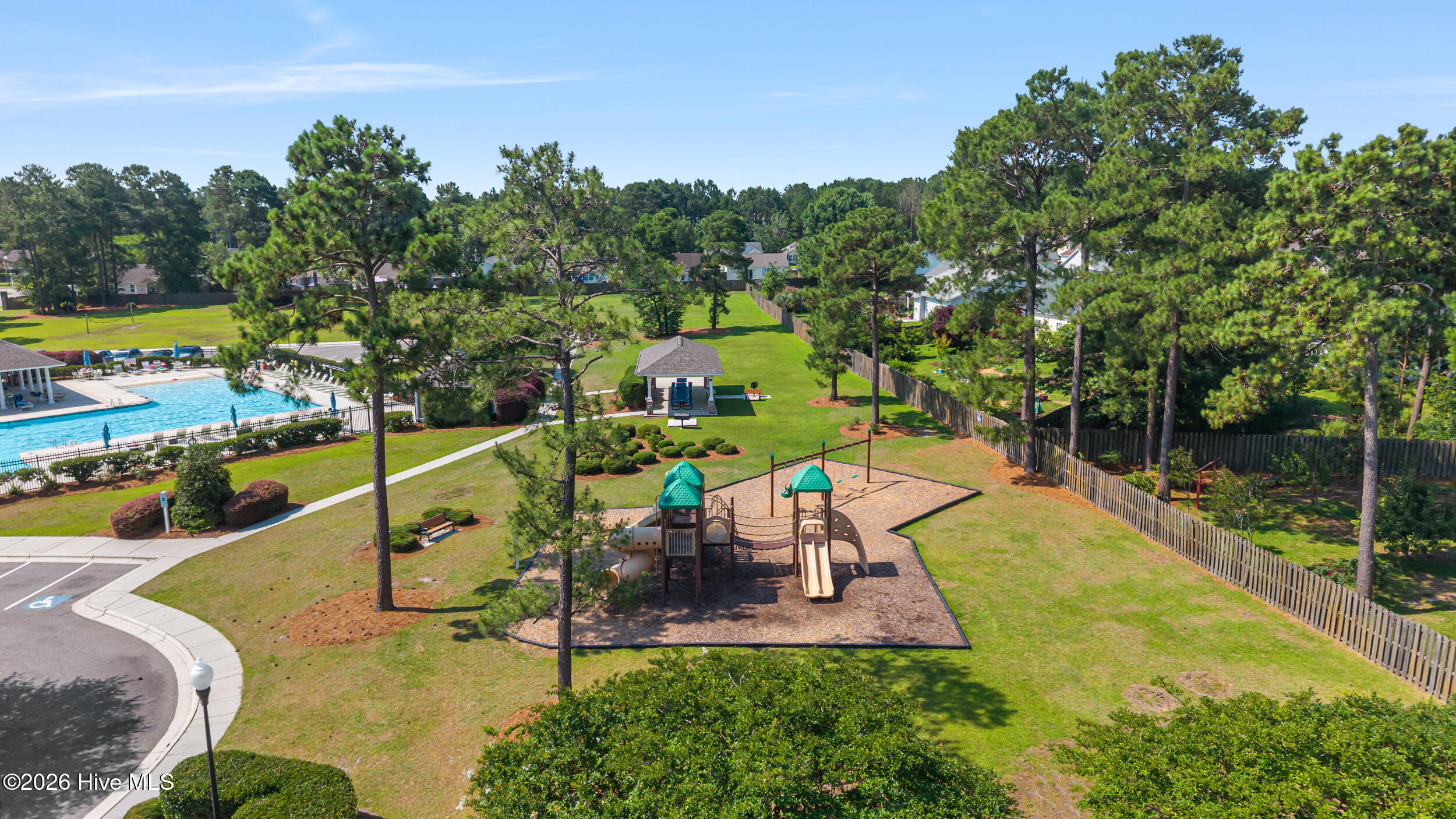 1018 Foxridge Way Property Photo 39