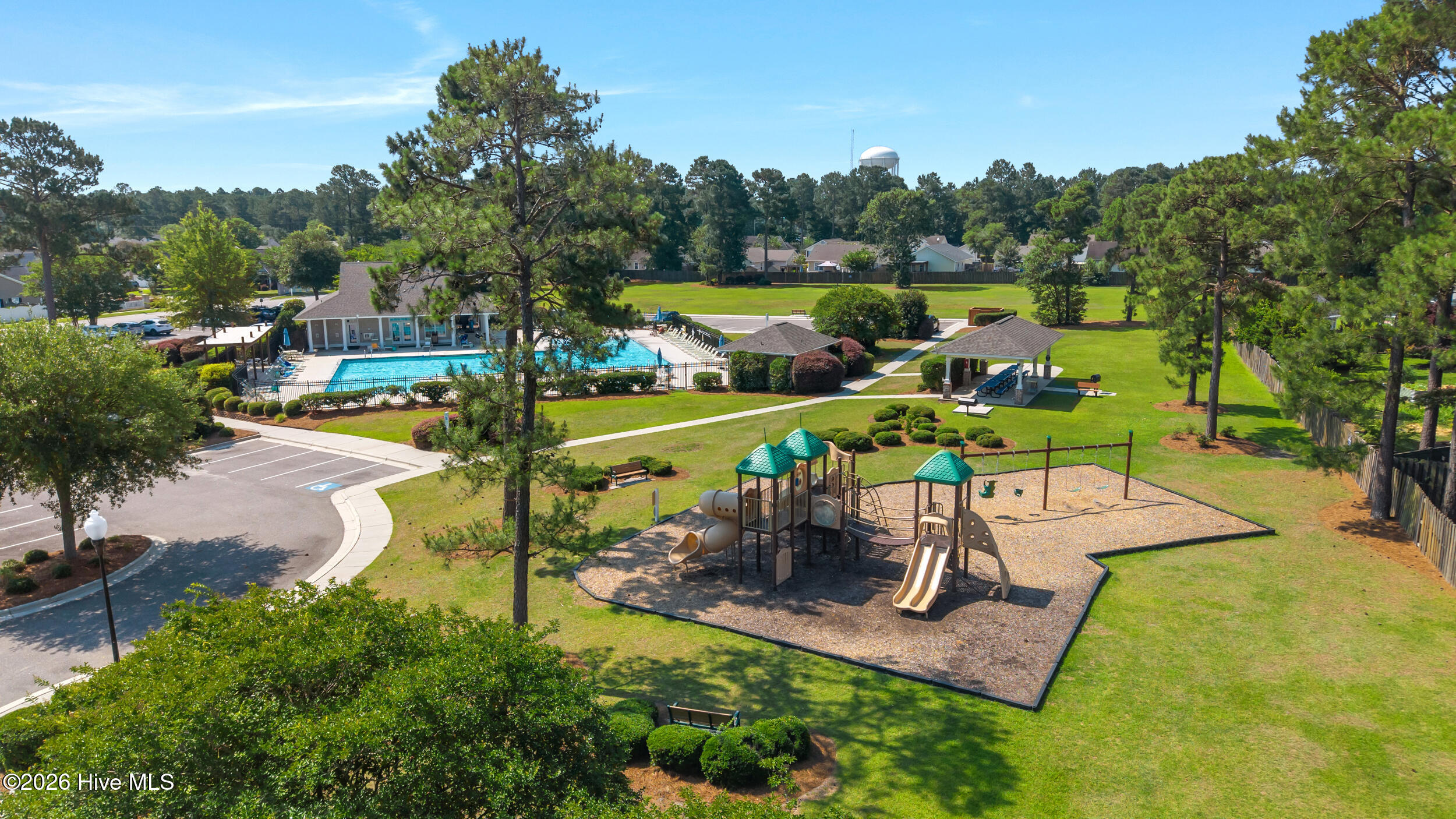 1018 Foxridge Way Property Photo 40