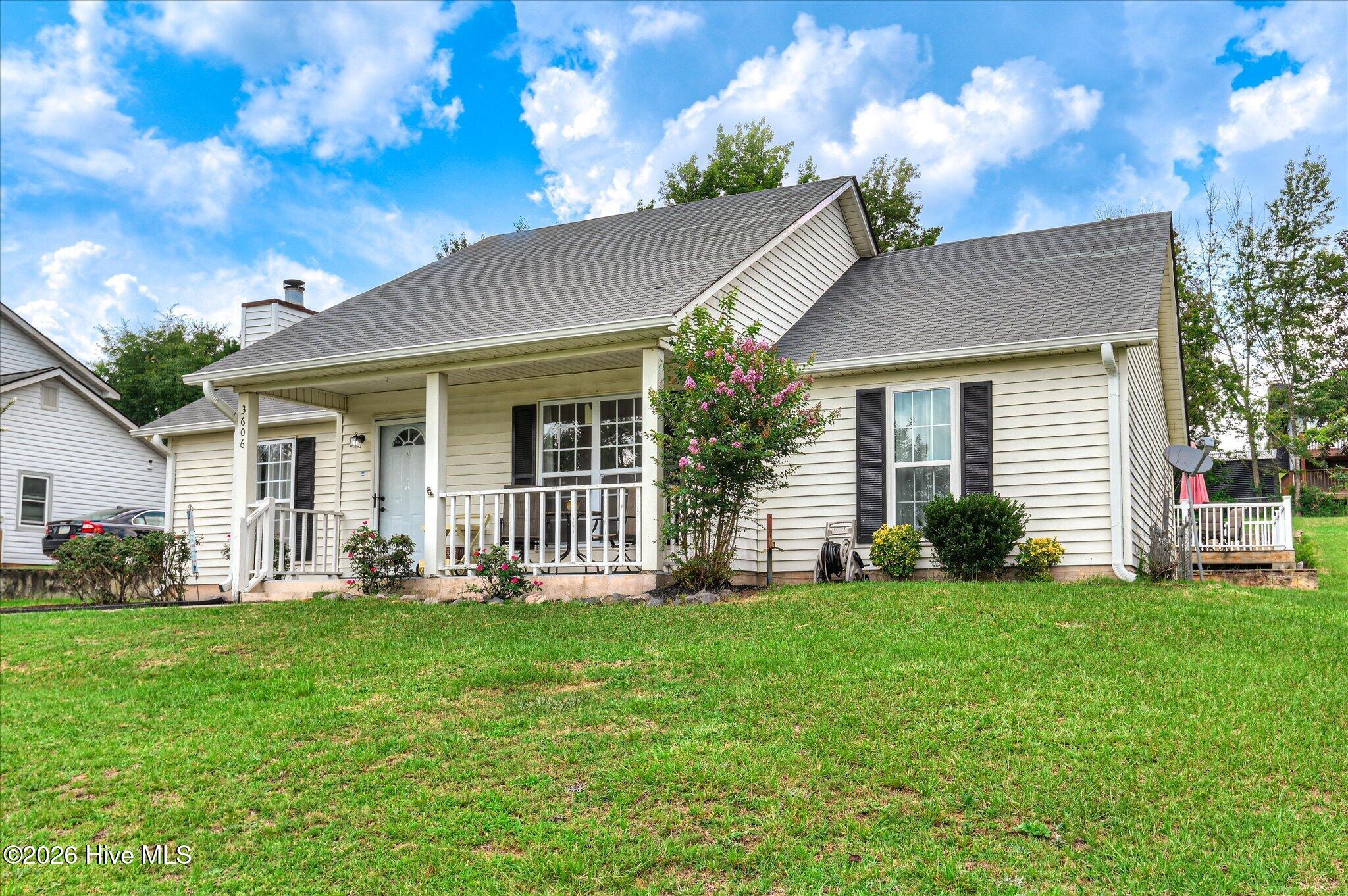 3606 Soham Court Property Photo 4