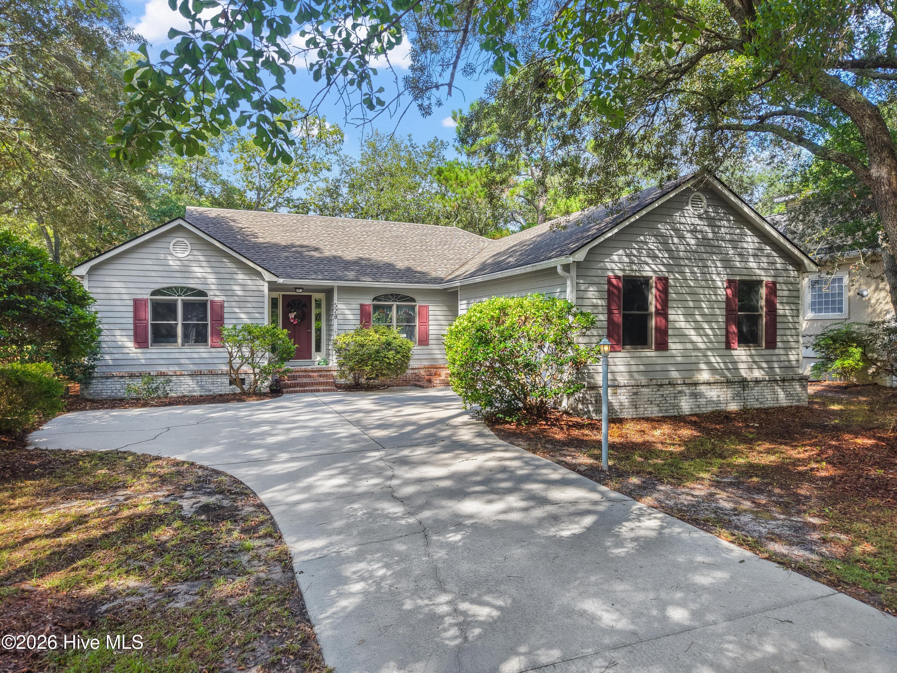 528 Genoes Point Road SW Property Photo 1