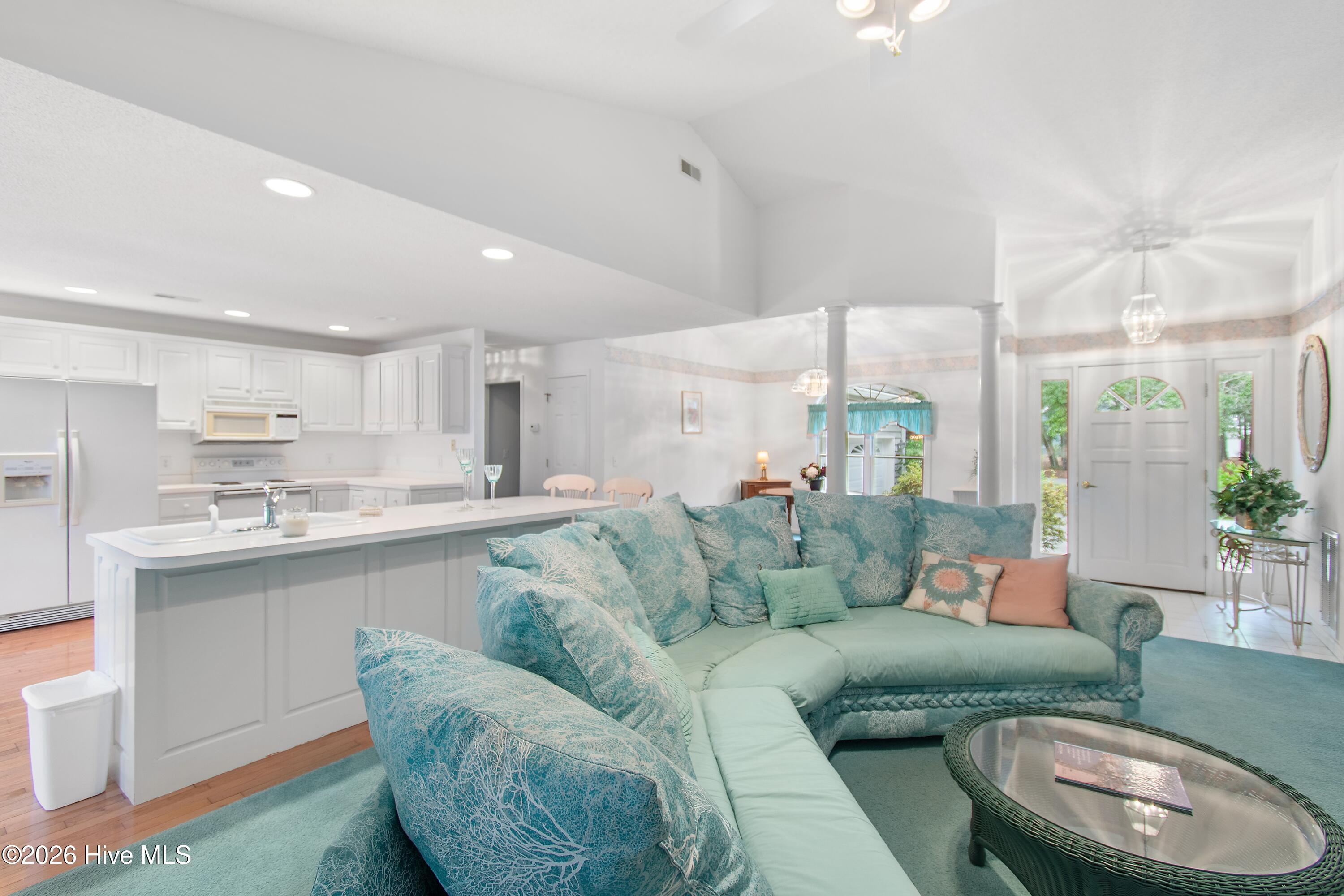 528 Genoes Point Road Sw Property Photo 5