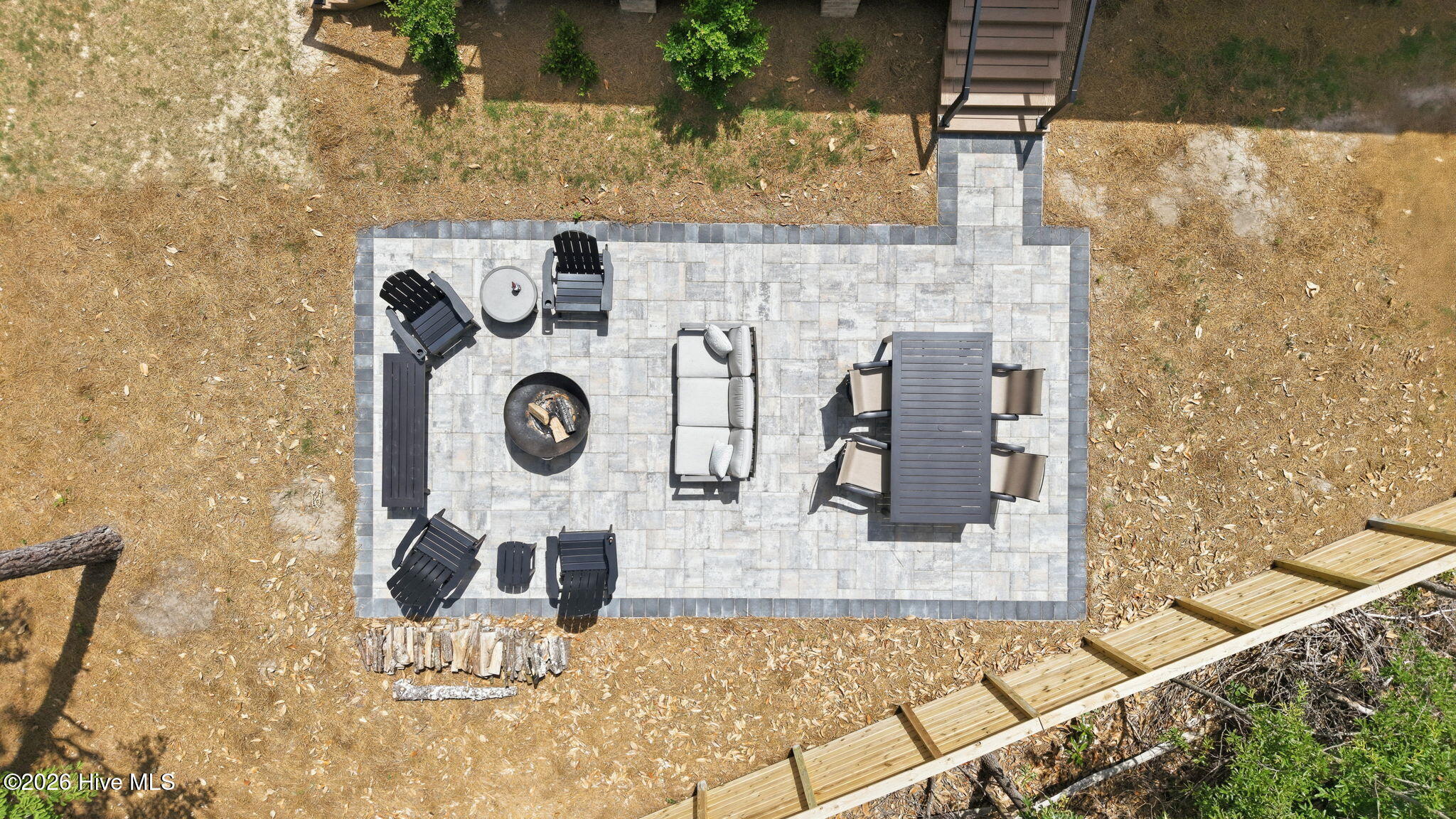 3 Sapphire Court Property Photo 9