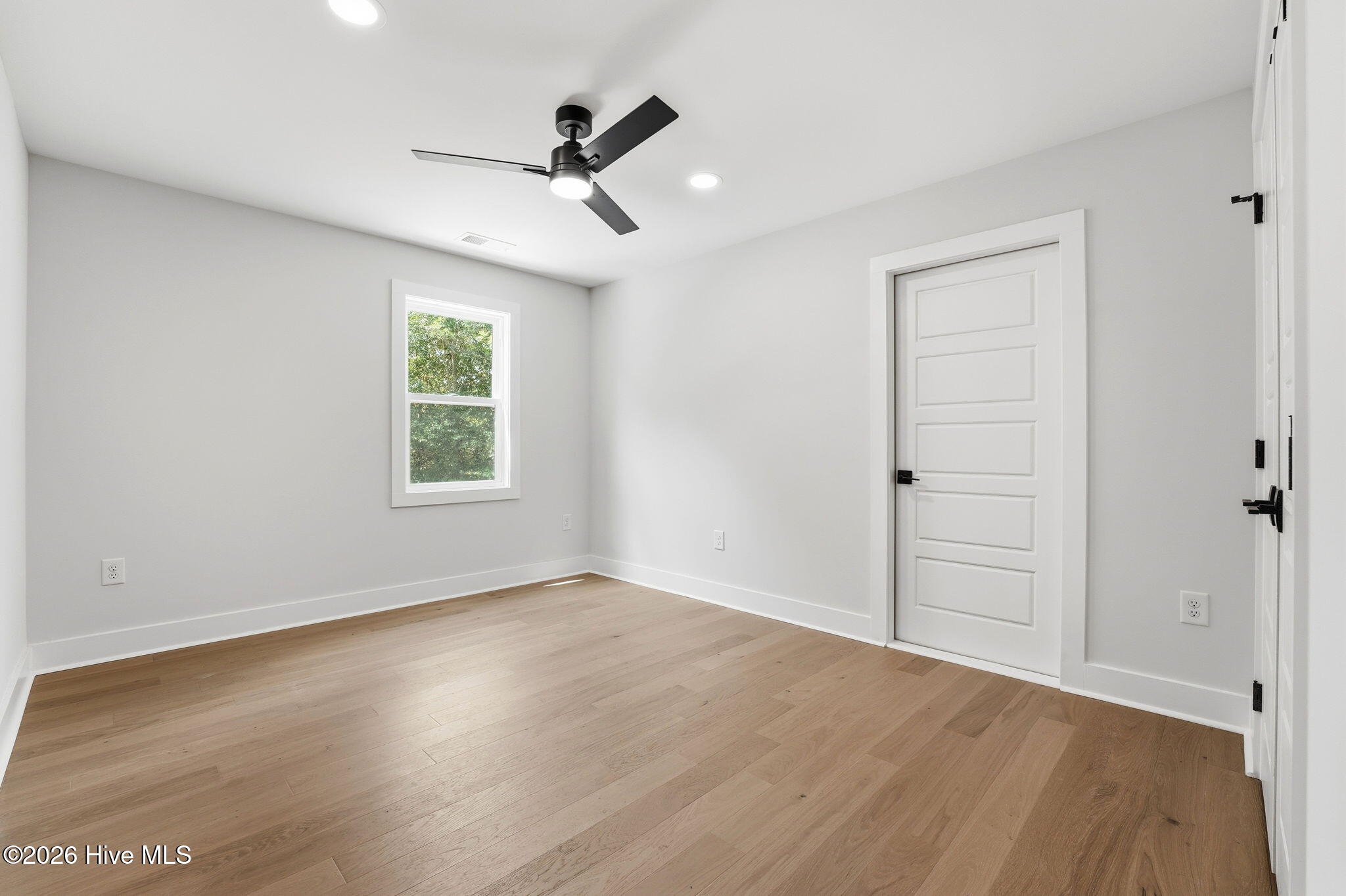 3 Sapphire Court Property Photo 40
