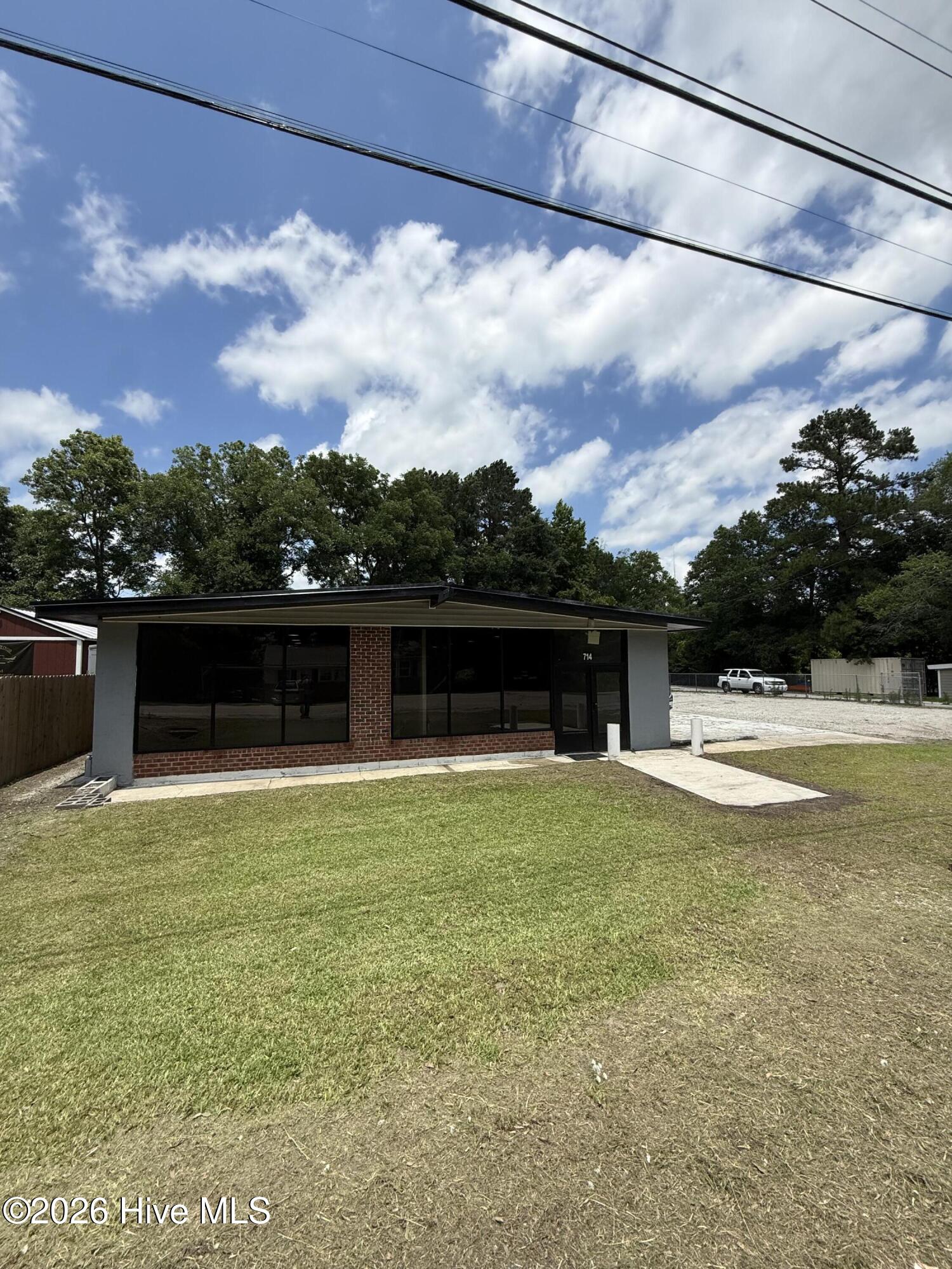 714 Washington Street Property Photo 2