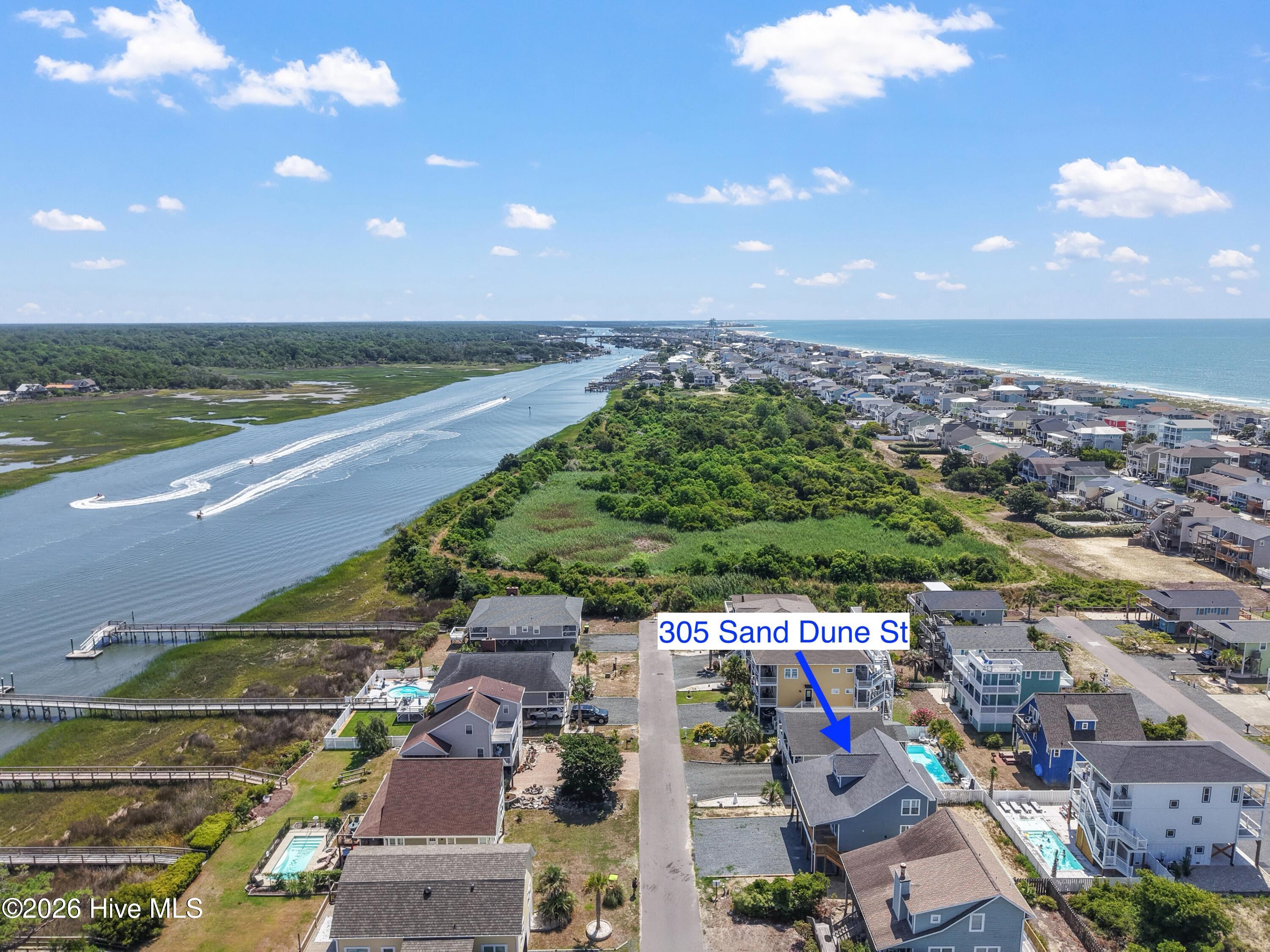 305 Sand Dune Lane Property Photo 3