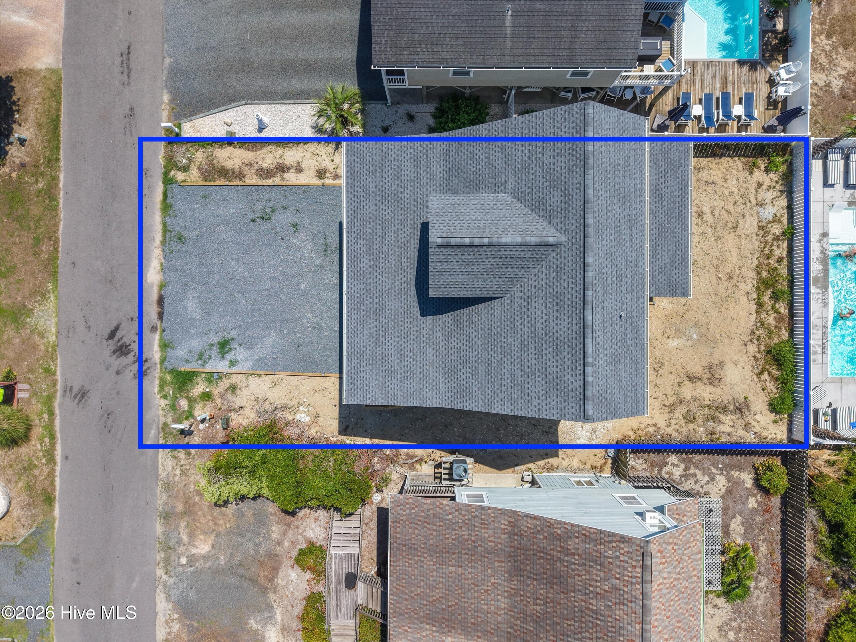305 Sand Dune Lane Property Photo 5