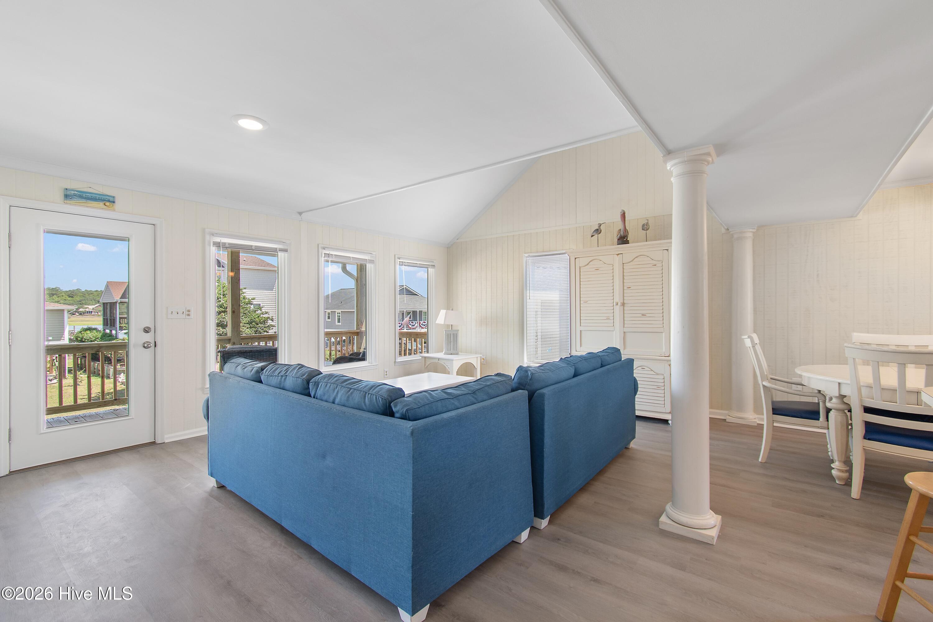 305 Sand Dune Lane Property Photo 6