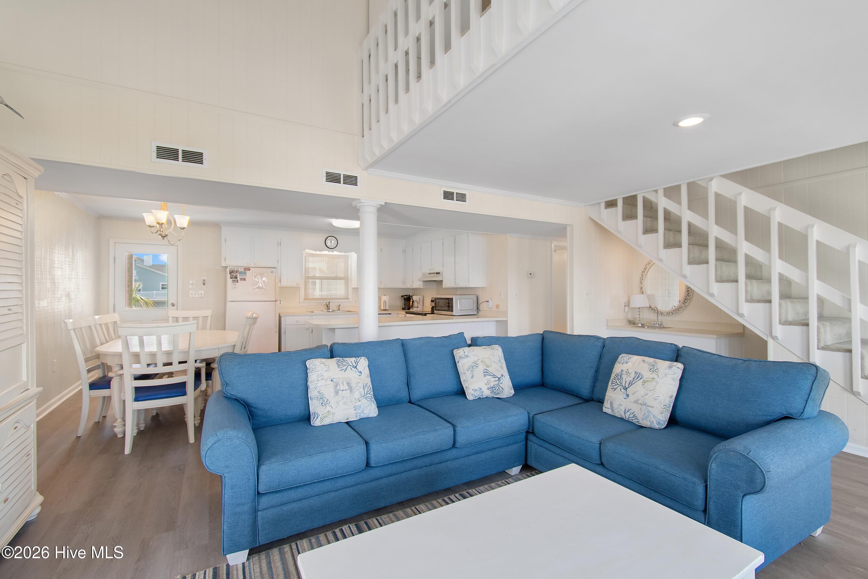 305 Sand Dune Lane Property Photo 13