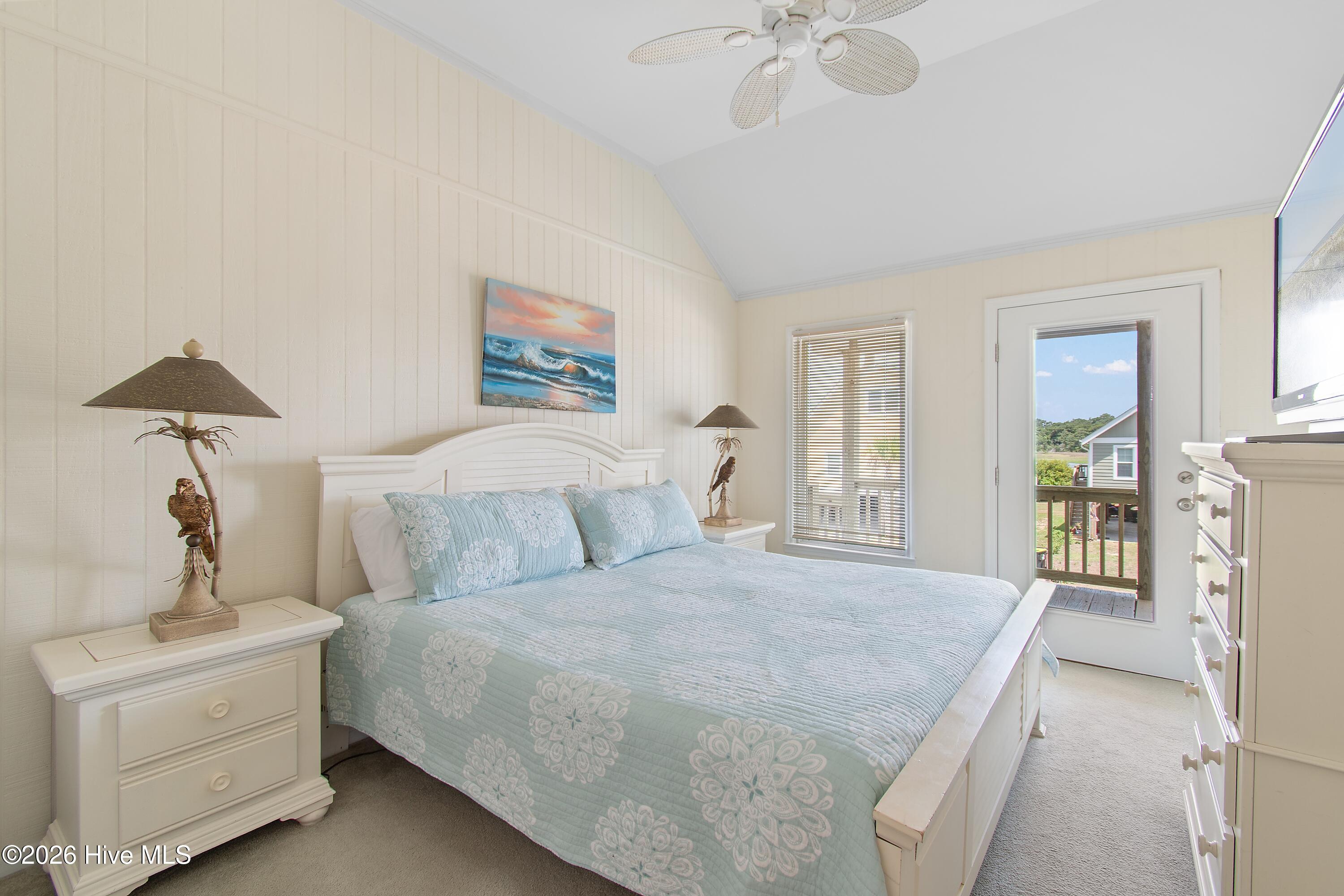 305 Sand Dune Lane Property Photo 19