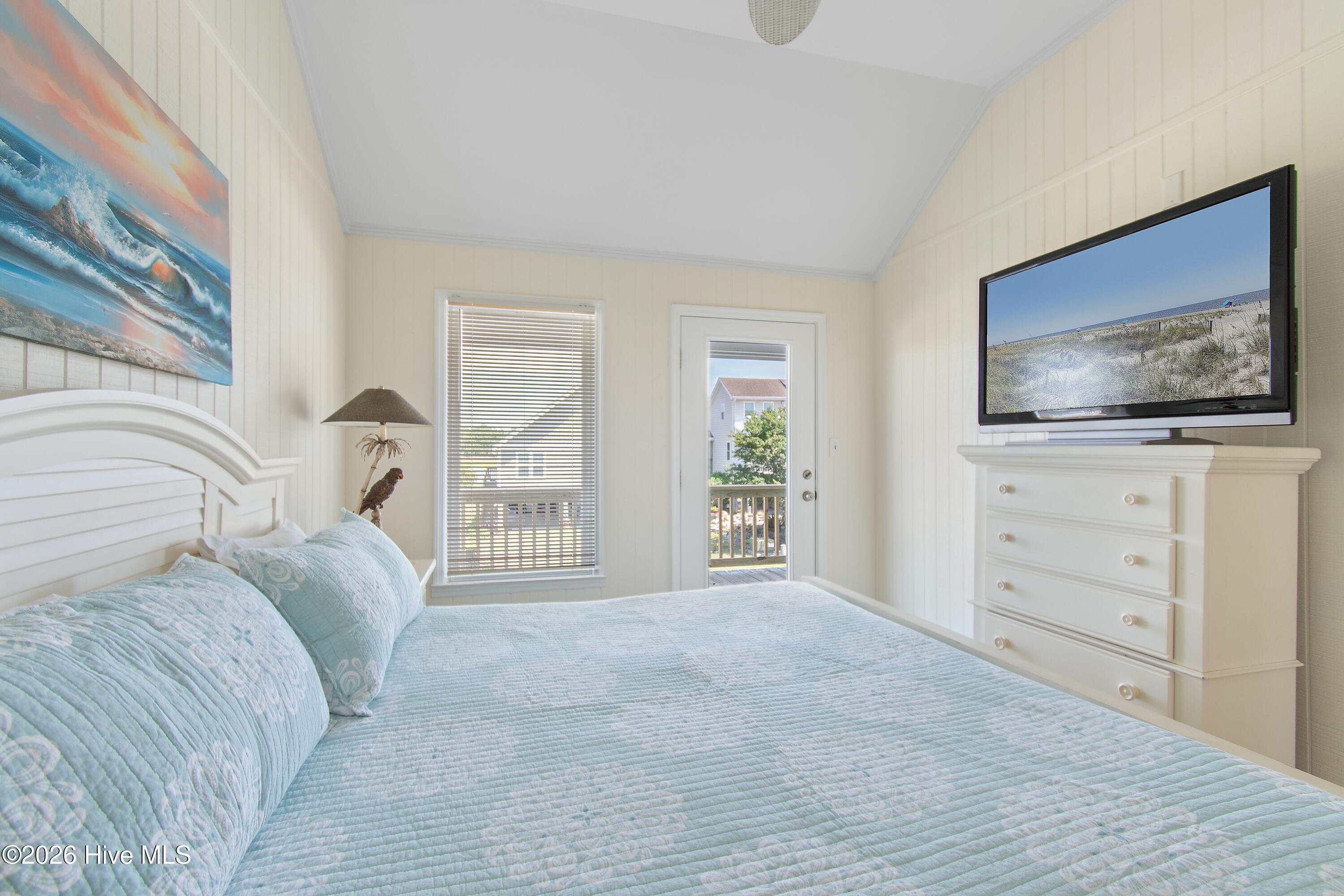 305 Sand Dune Lane Property Photo 21