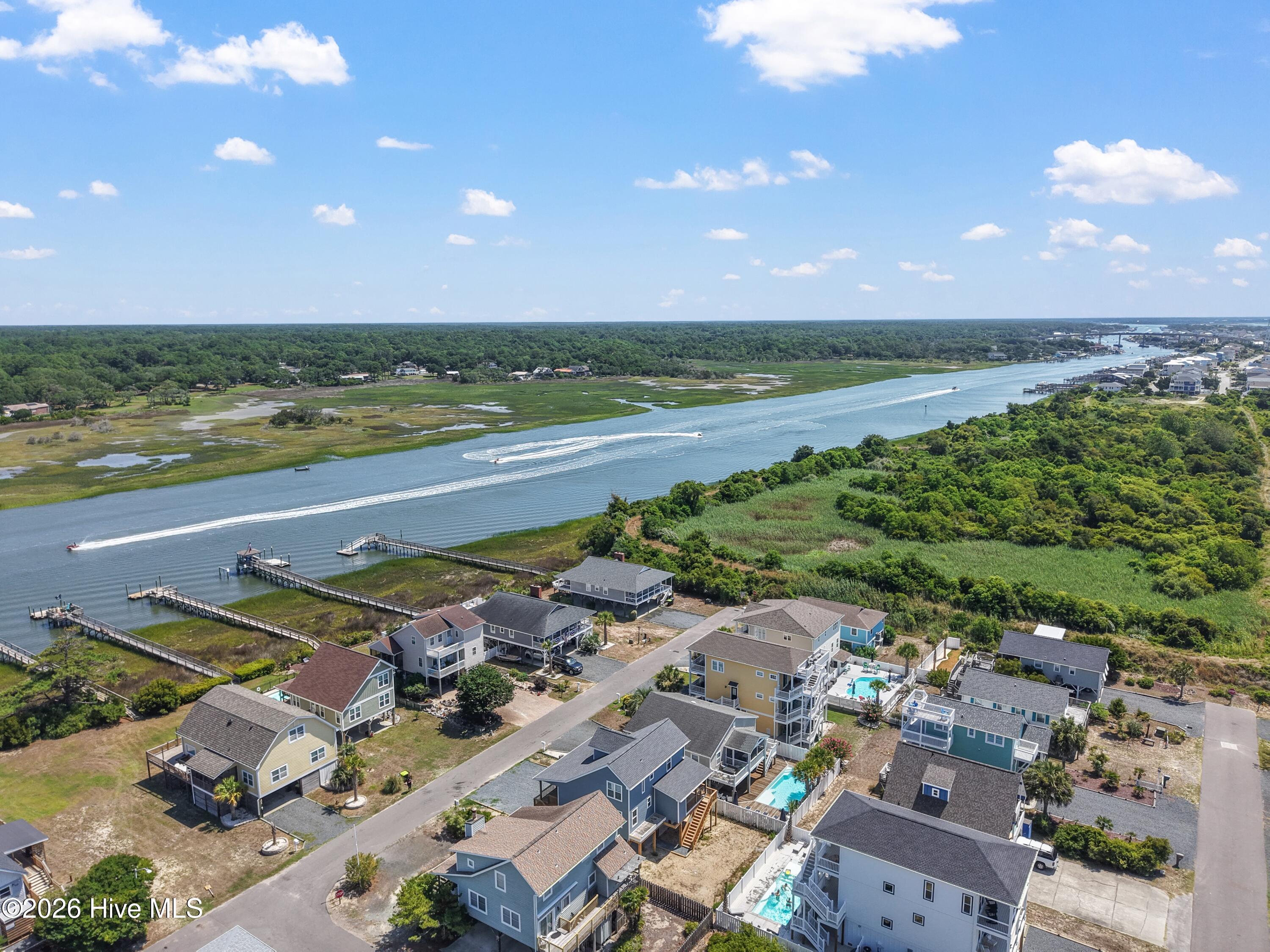 305 Sand Dune Lane Property Photo 44