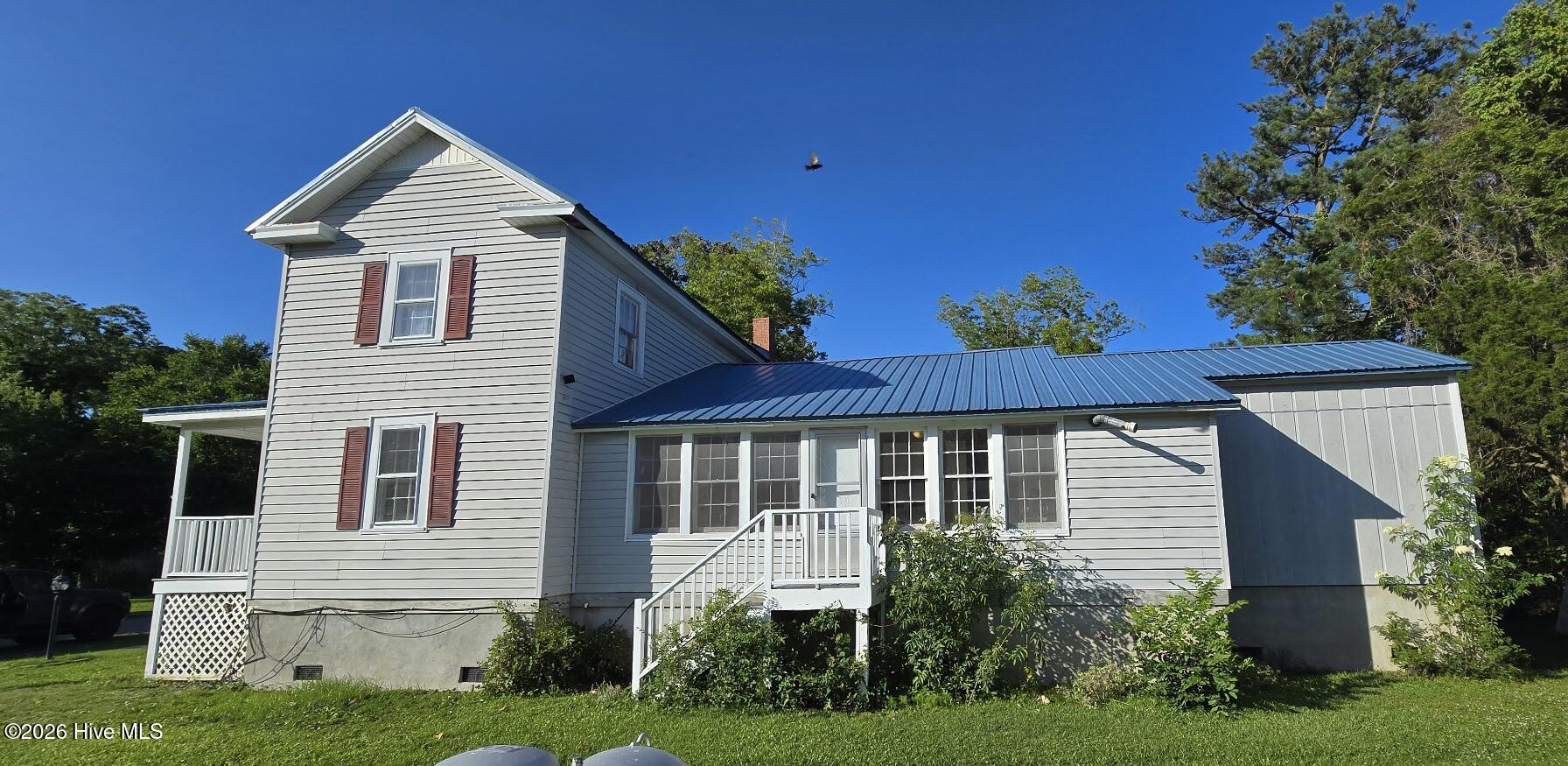 436 Edward Street Property Photo 5