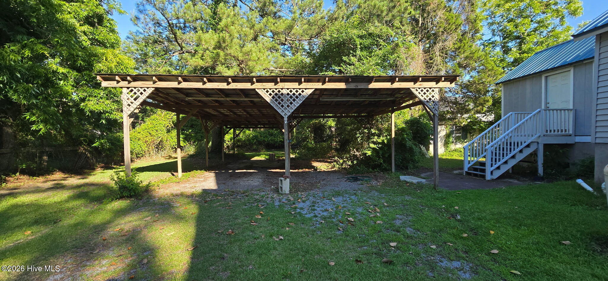 436 Edward Street Property Photo 7