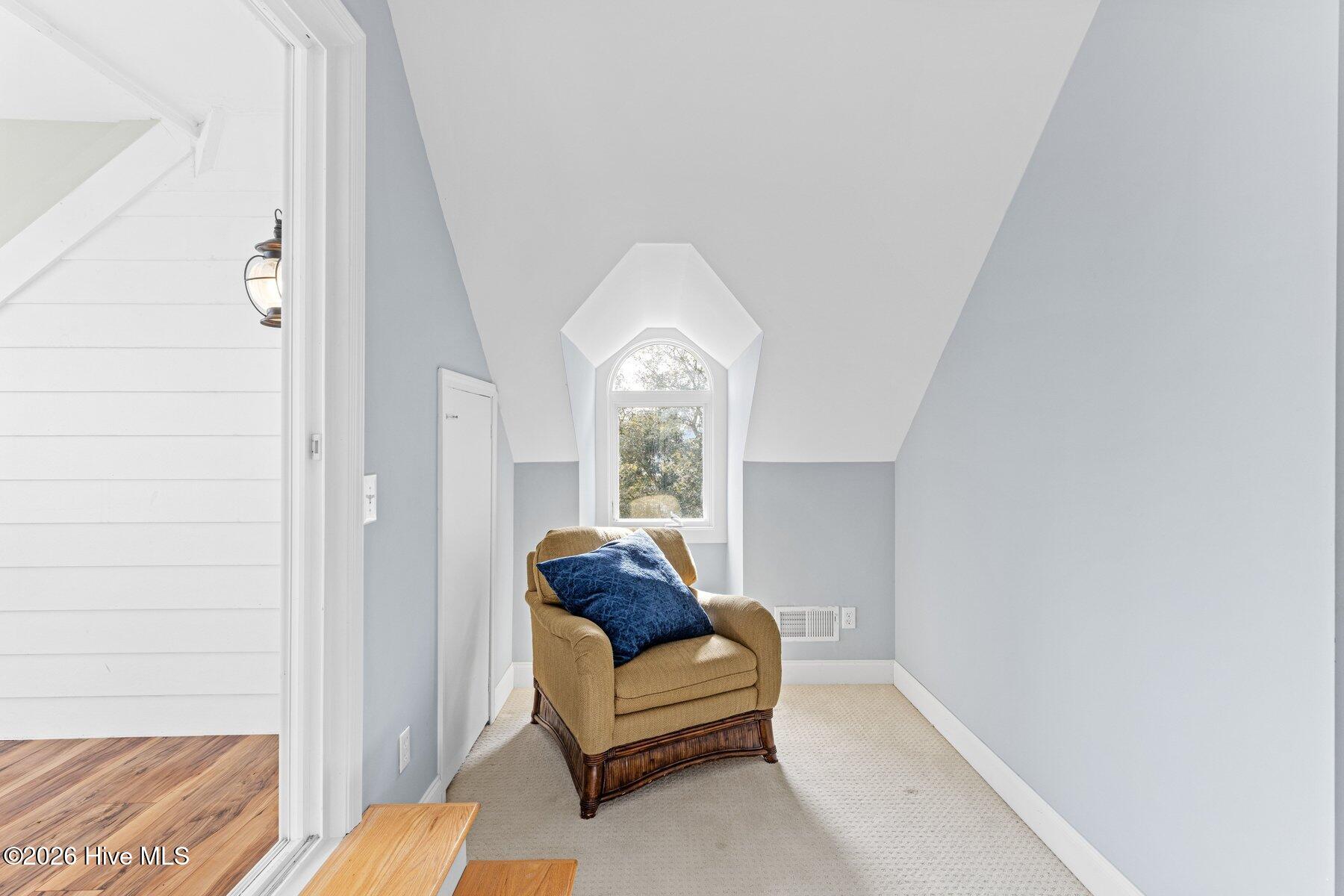 211 Simmons Drive Property Photo 60
