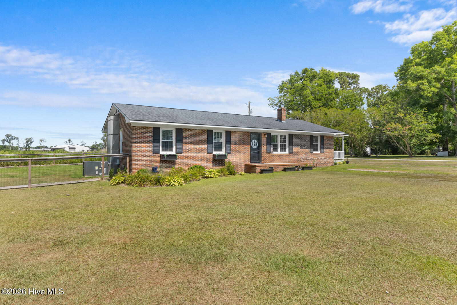 396 Edwards Road Property Photo 6