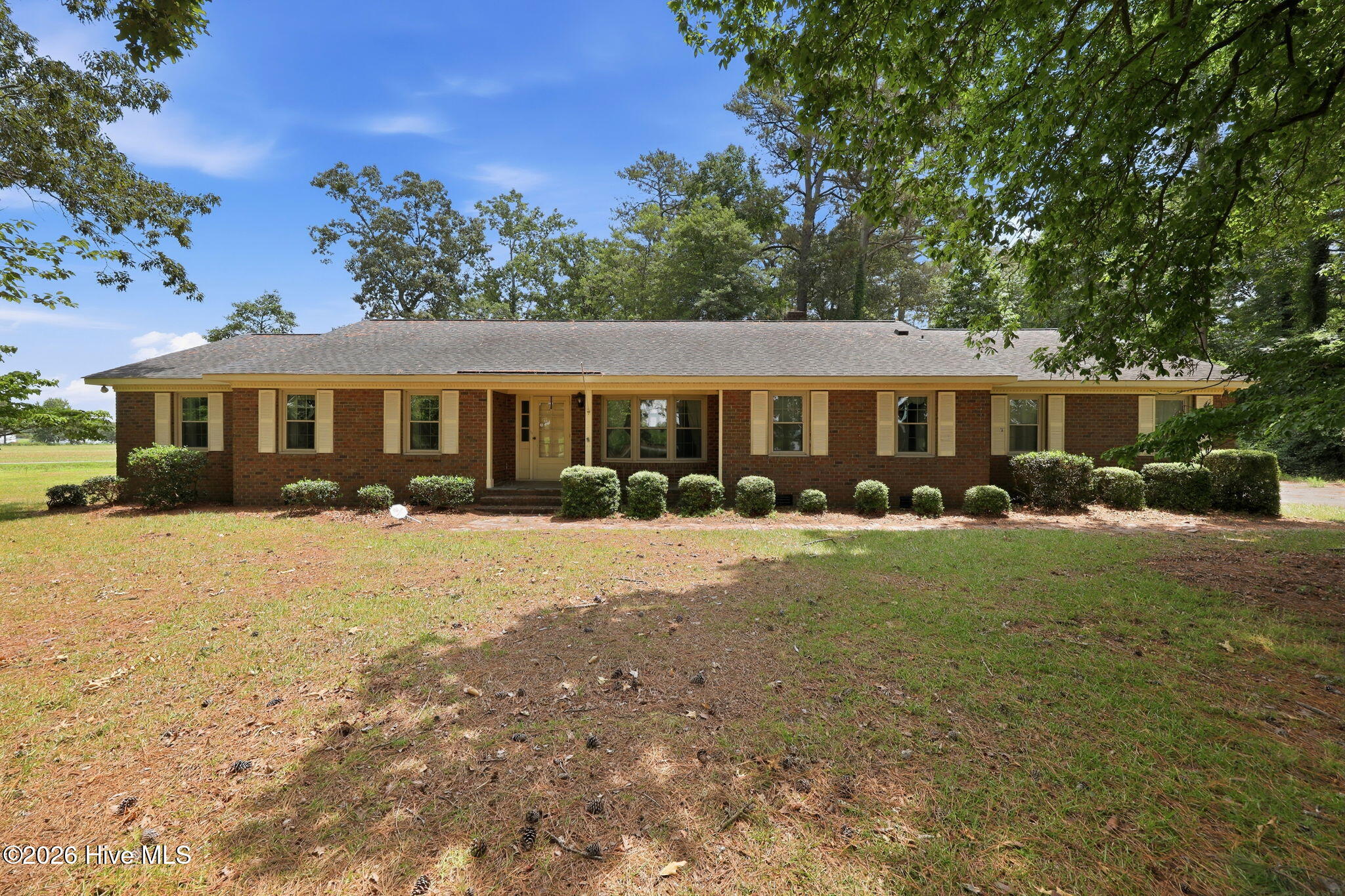 841 Highway 123 S Property Photo 1
