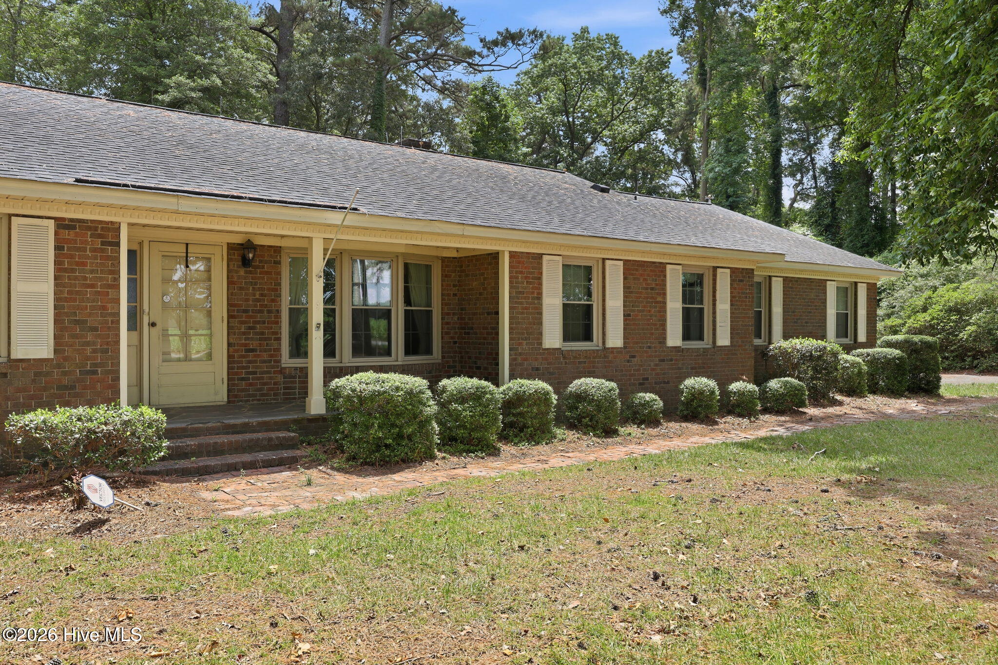 841 Highway 123 S Property Photo 3