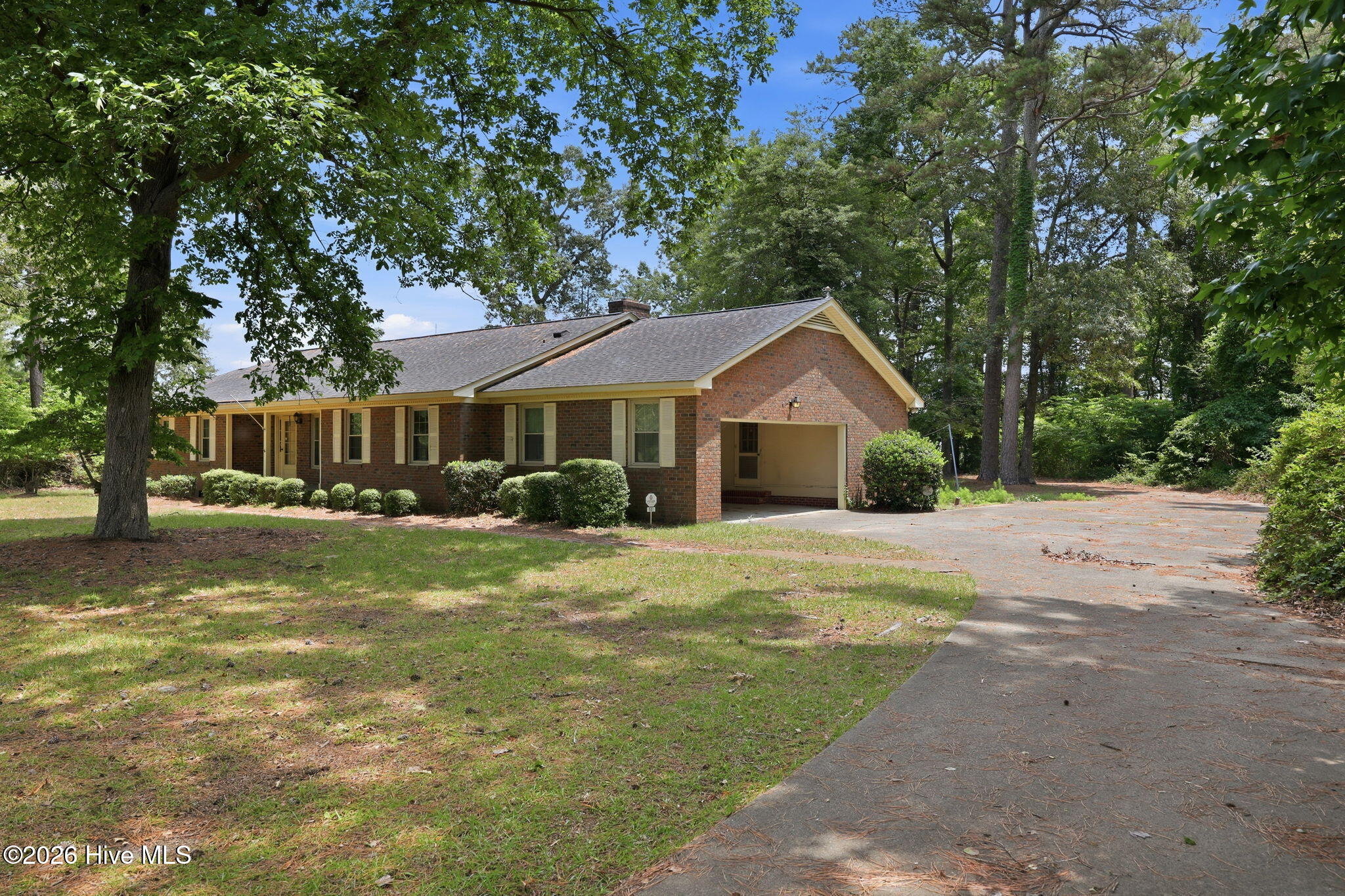 841 Highway 123 S Property Photo 4