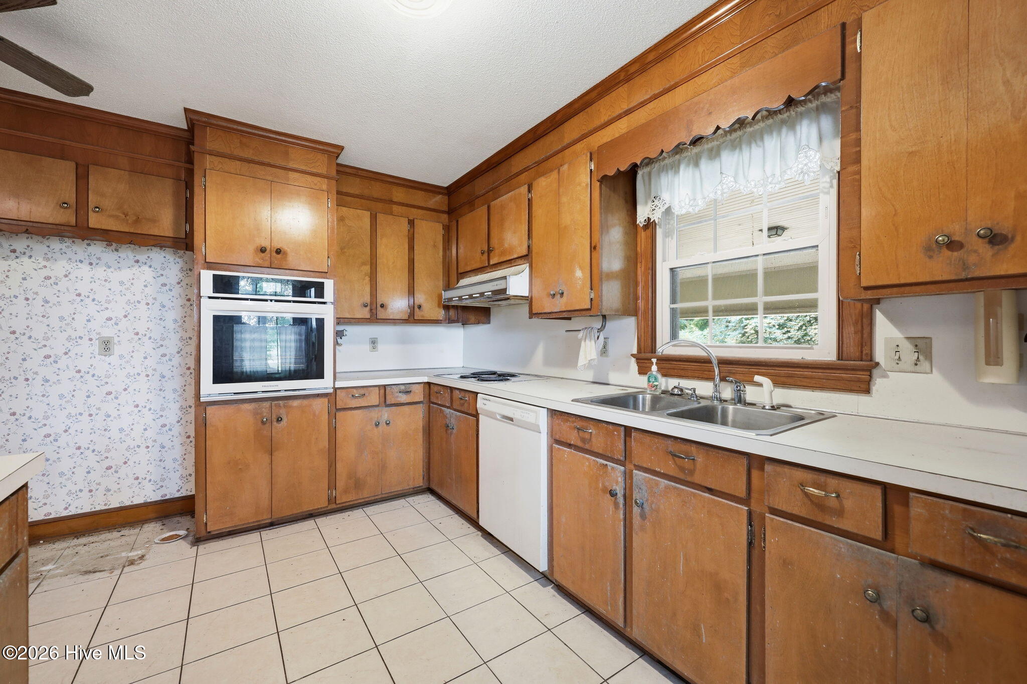 841 Highway 123 S Property Photo 8