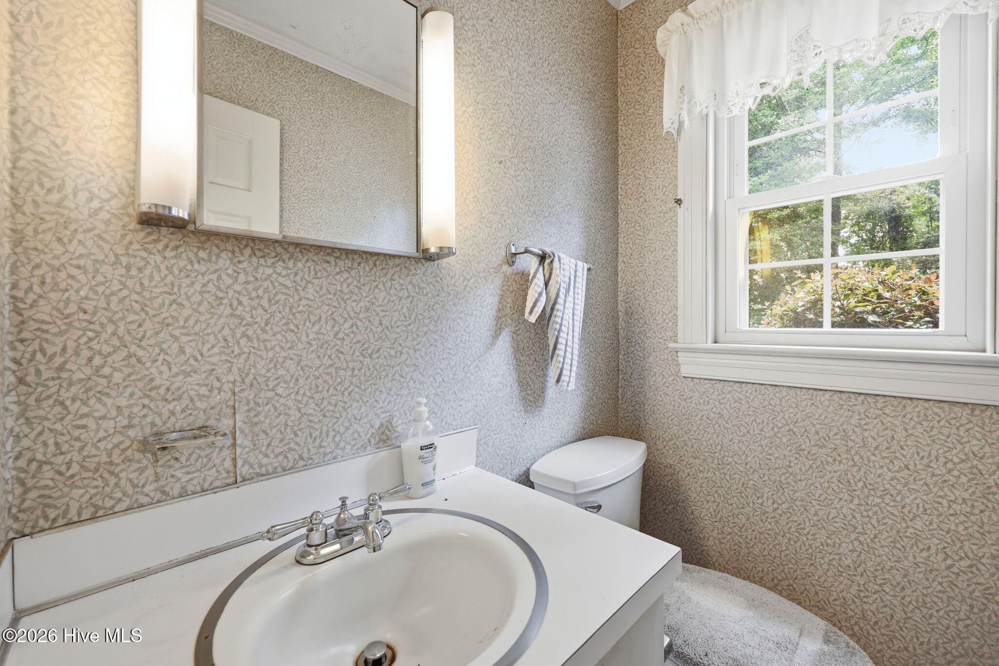 841 Highway 123 S Property Photo 19