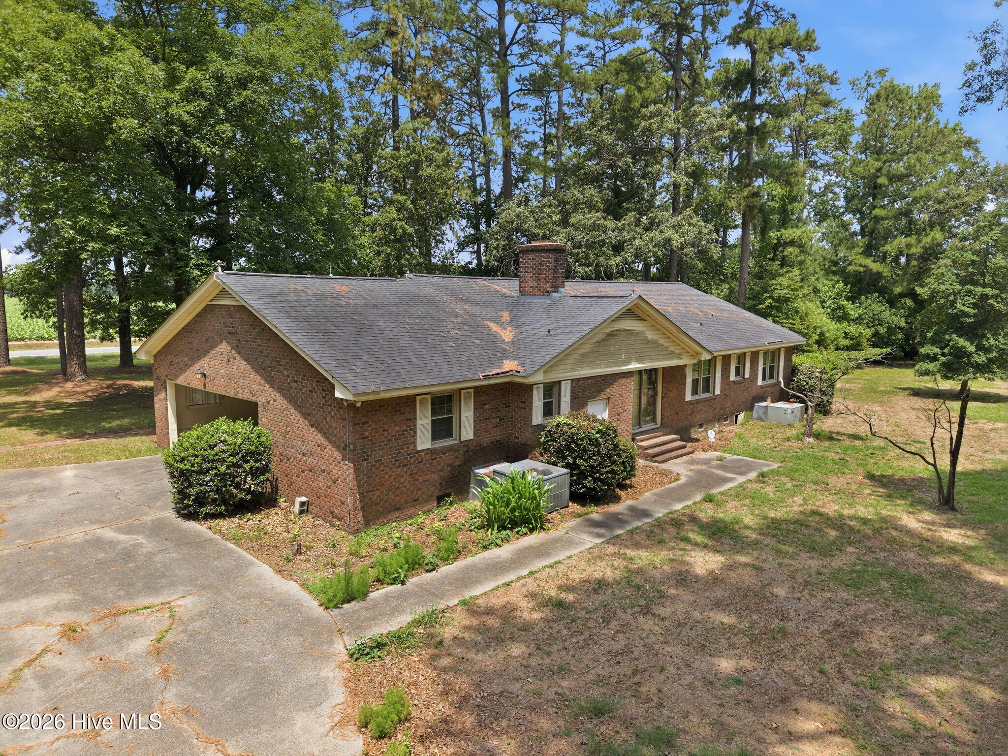 841 Highway 123 S Property Photo 35