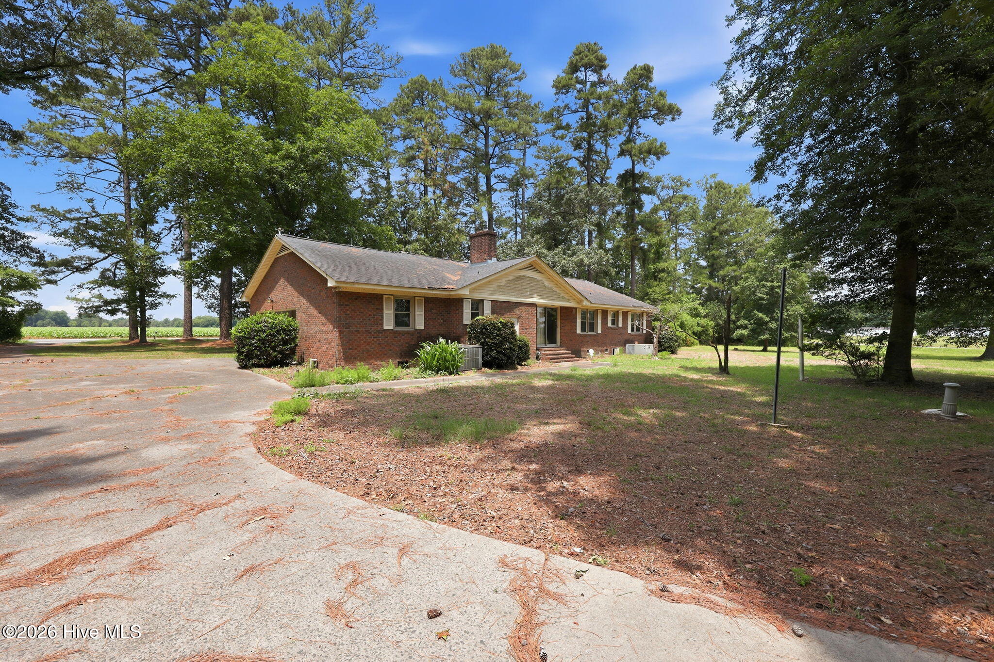 841 Highway 123 S Property Photo 37