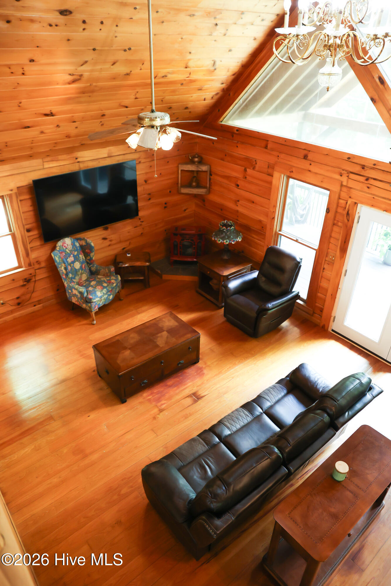536 Whispering Pine Trail Property Photo 6
