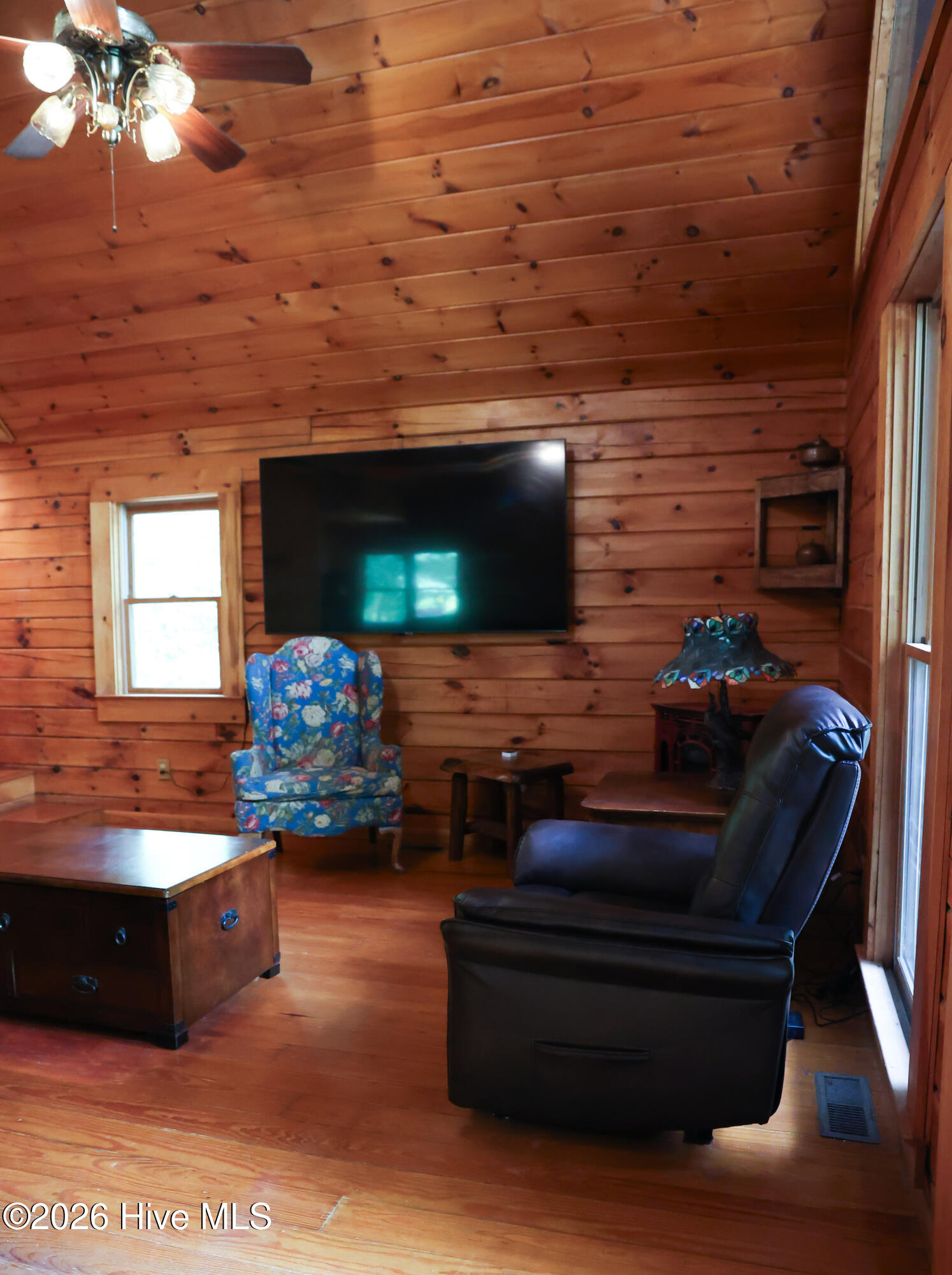 536 Whispering Pine Trail Property Photo 11