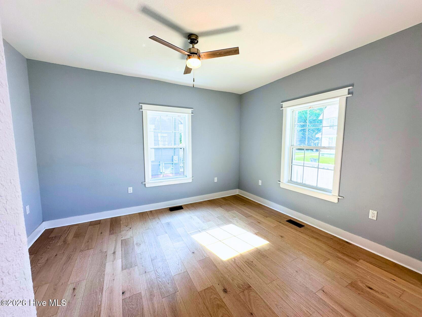 202 W Burgess Street Property Photo 8