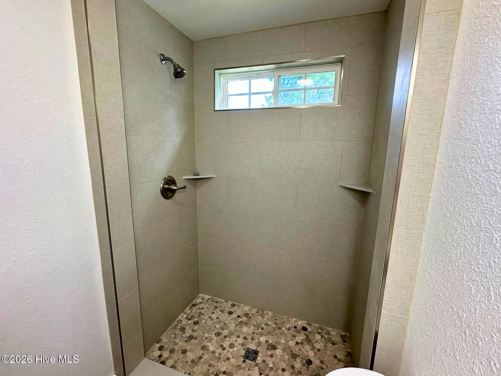 202 W Burgess Street Property Photo 14