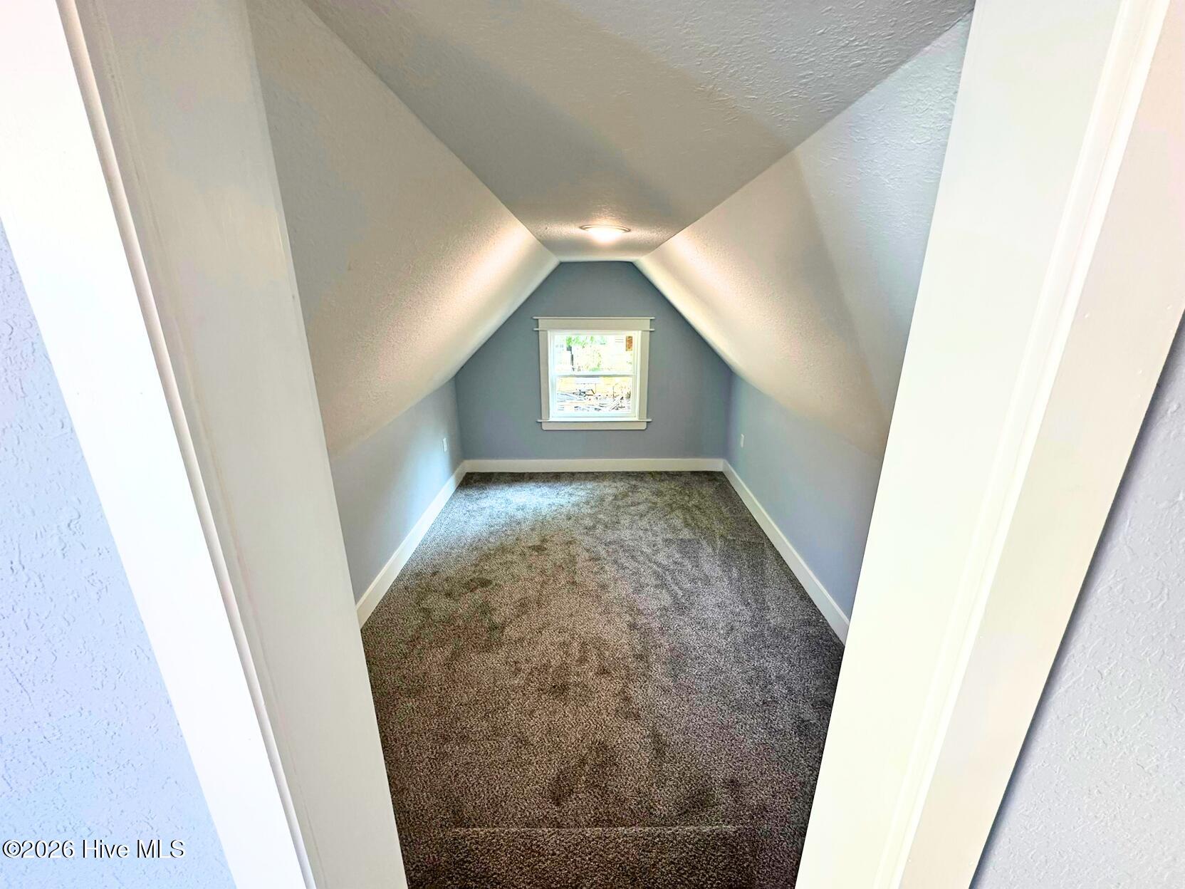 202 W Burgess Street Property Photo 28