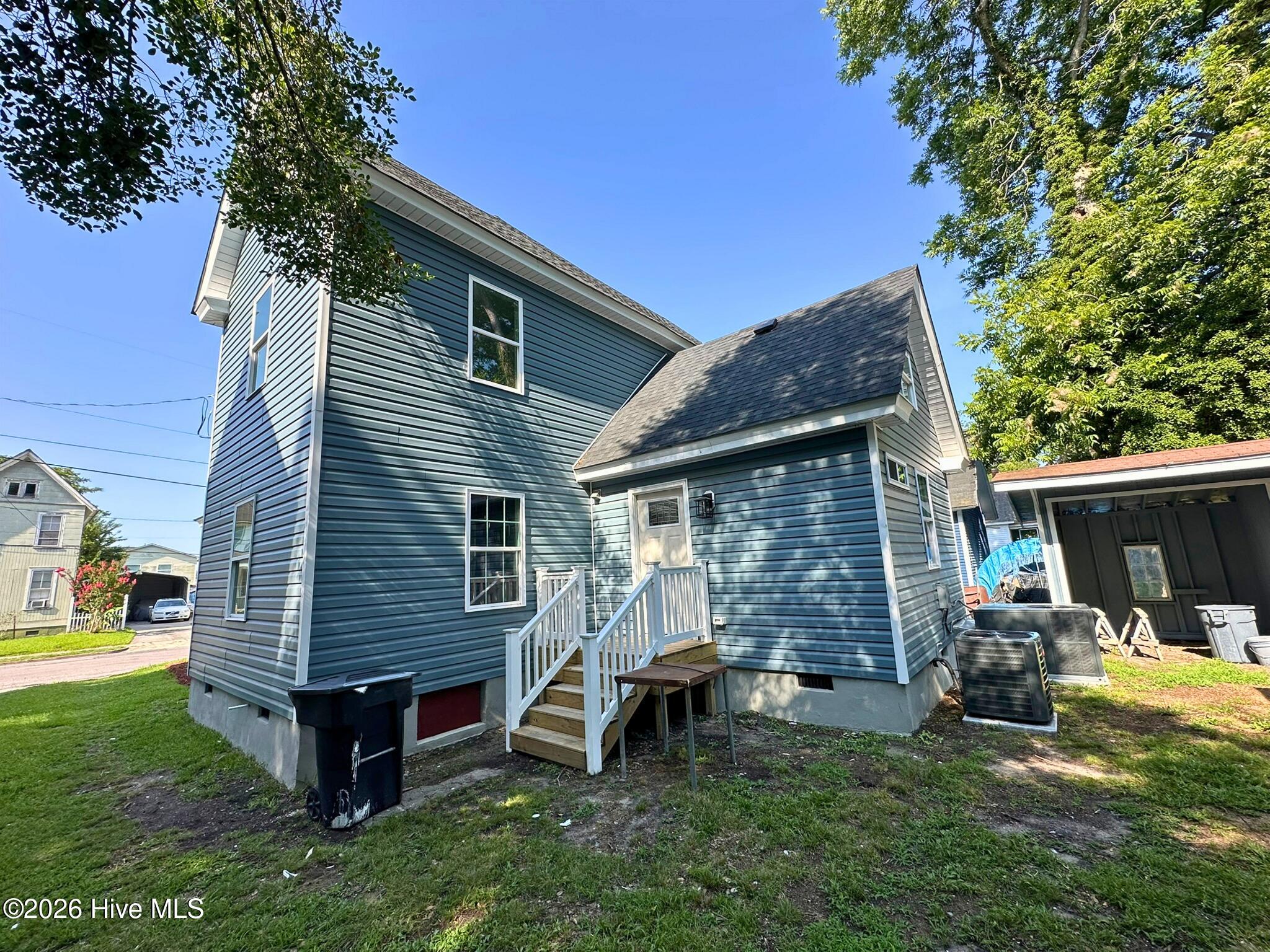 202 W Burgess Street Property Photo 35