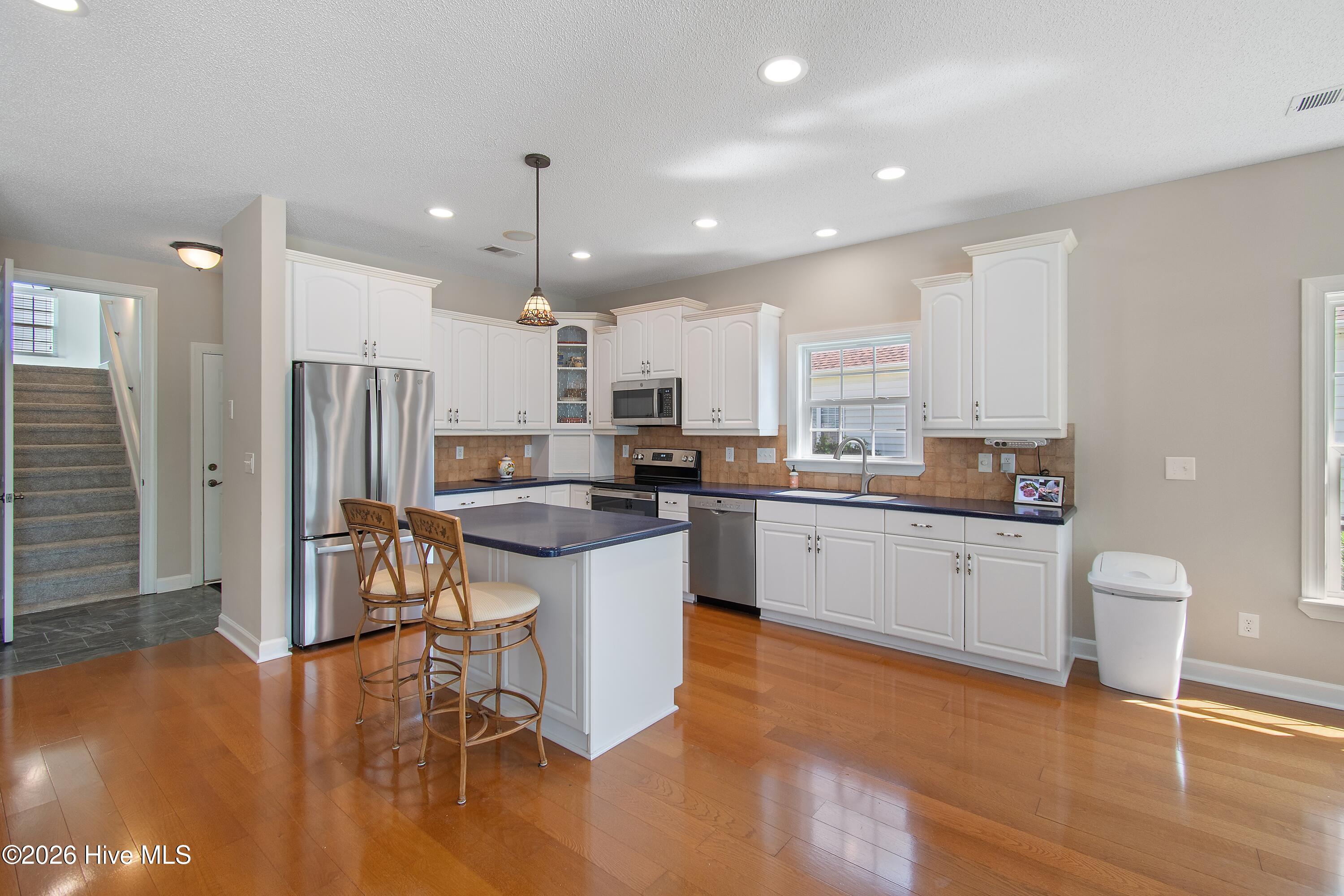 1097 Edenton Drive Nw Property Photo 11