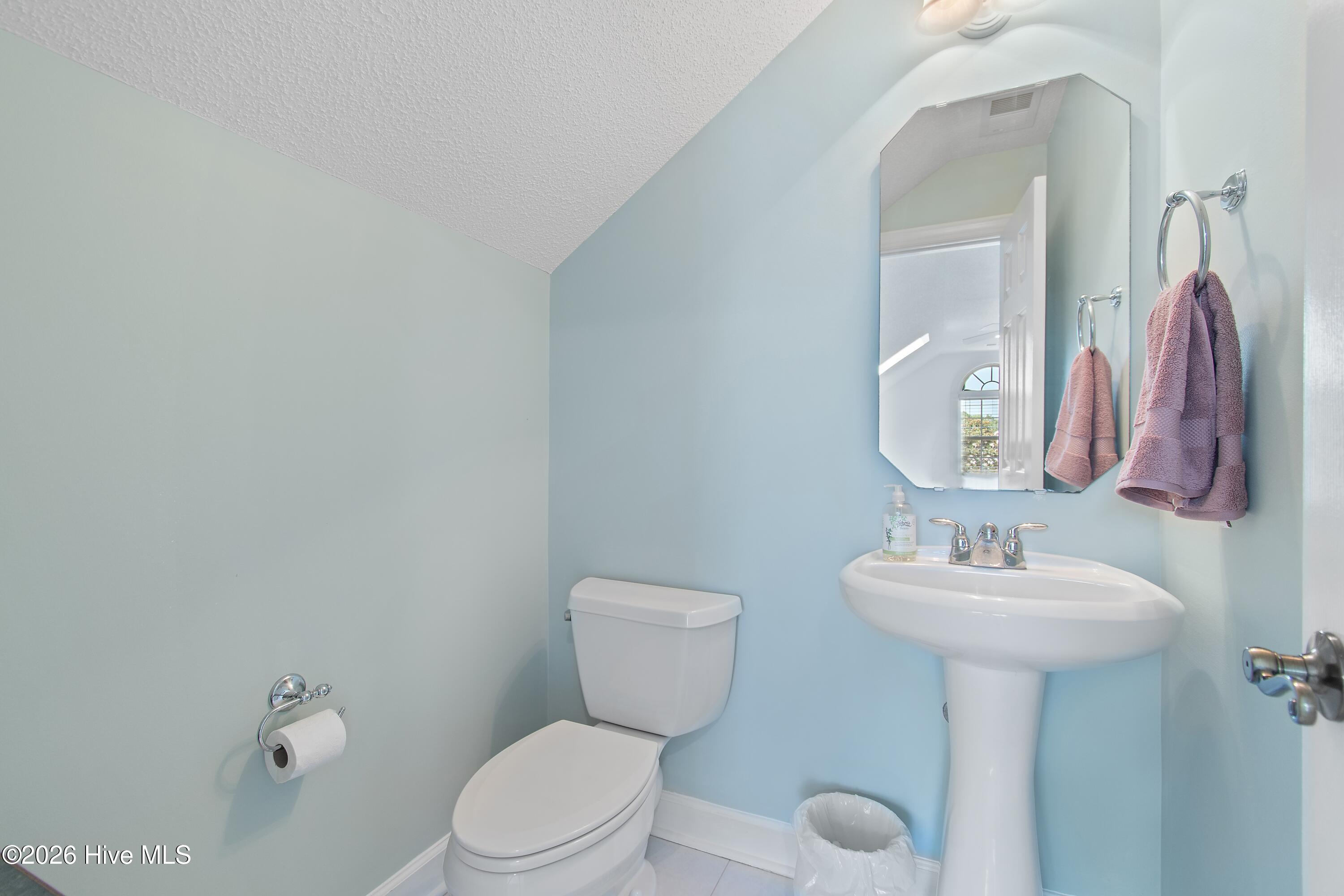 1097 Edenton Drive Nw Property Photo 35