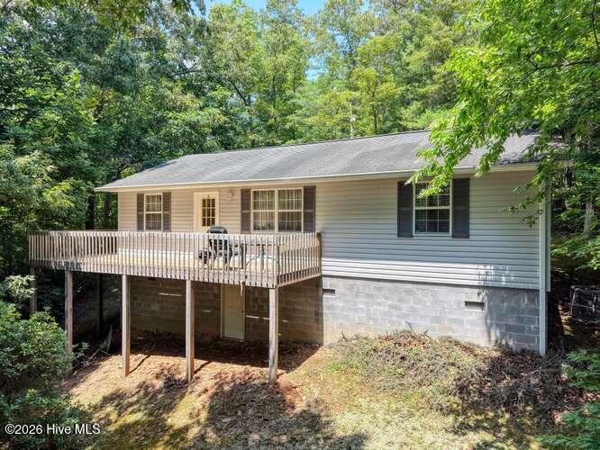 151 Laurel Spring Drive Property Photo 3
