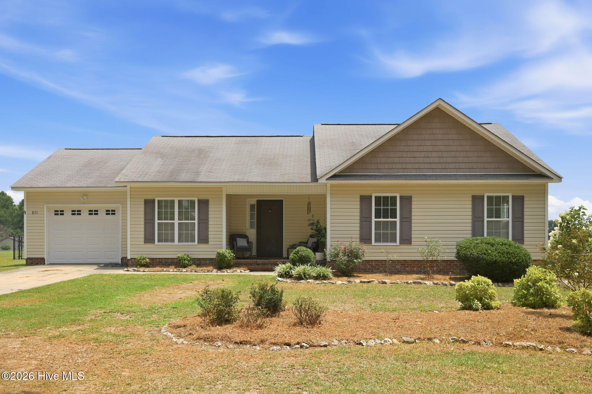 871 Jacksontown Road Property Photo 1