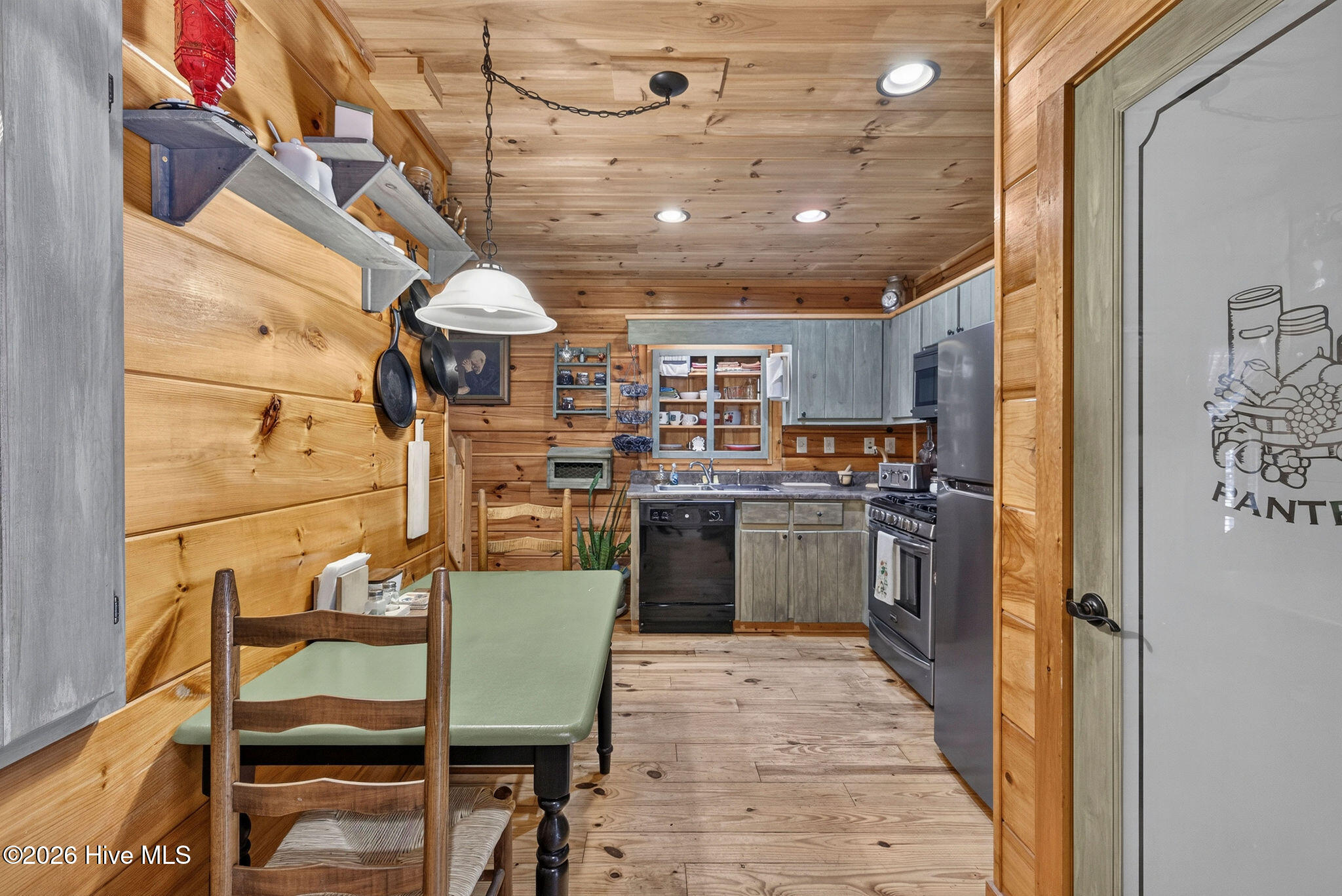 434 Upland Road Property Photo 15