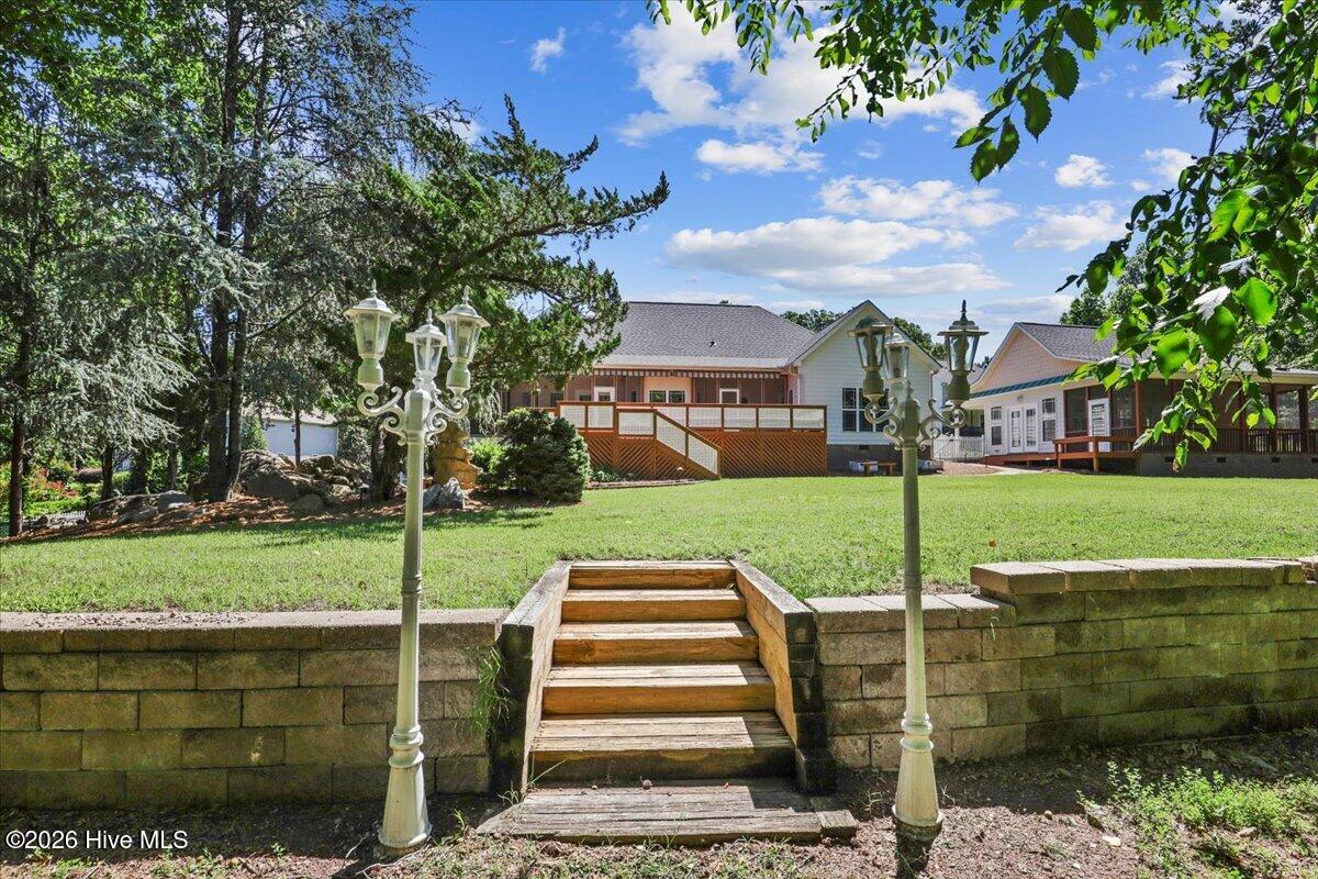 295 Brady Drive Property Photo 9