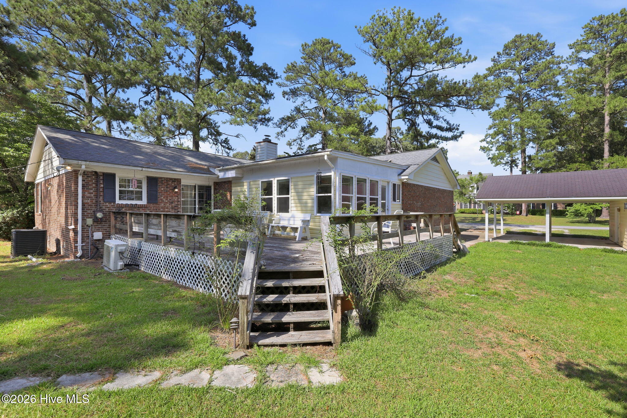 4909 Hermitage Road Property Photo 4