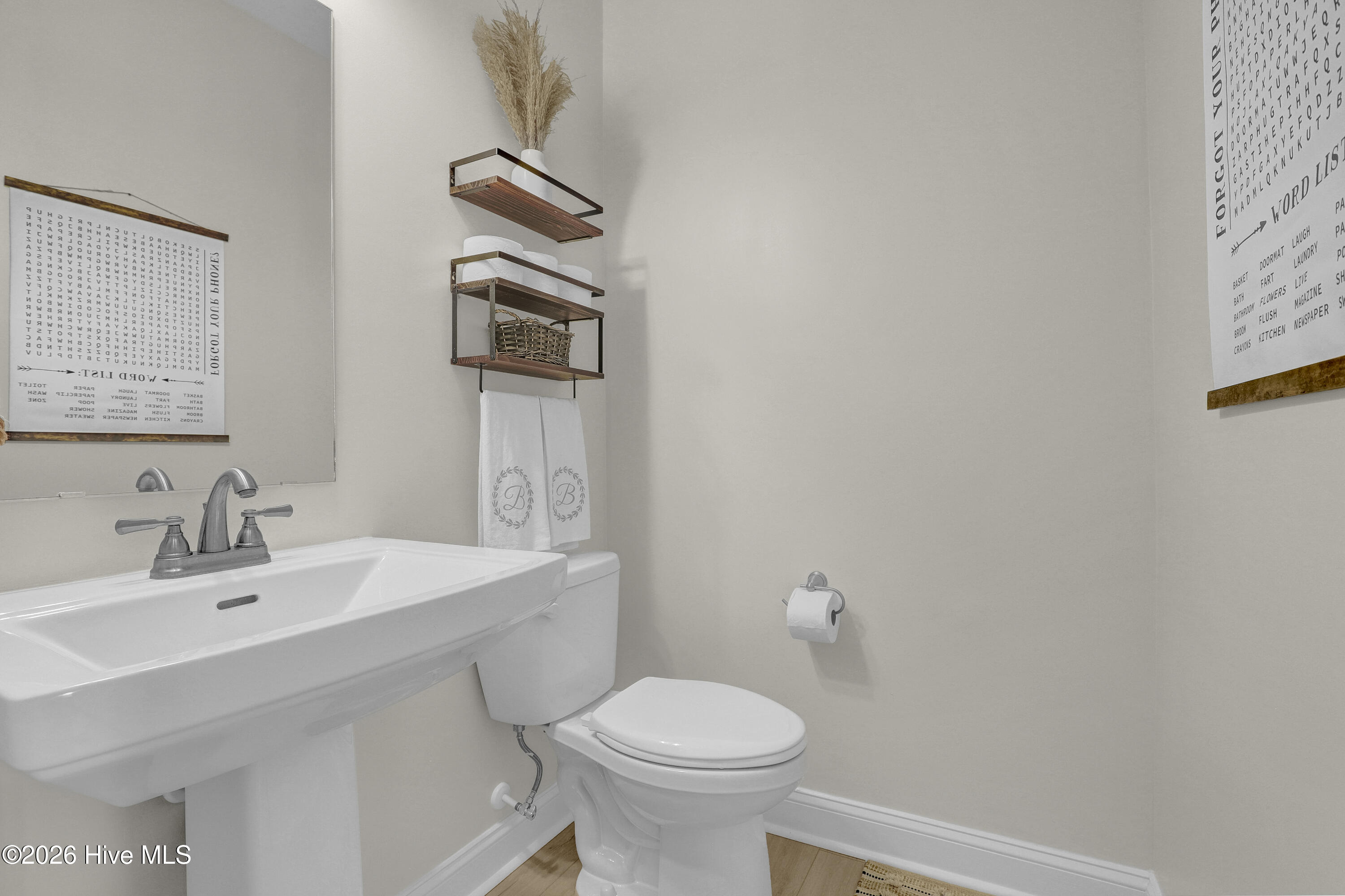 821 Cooke Drive Property Photo 7