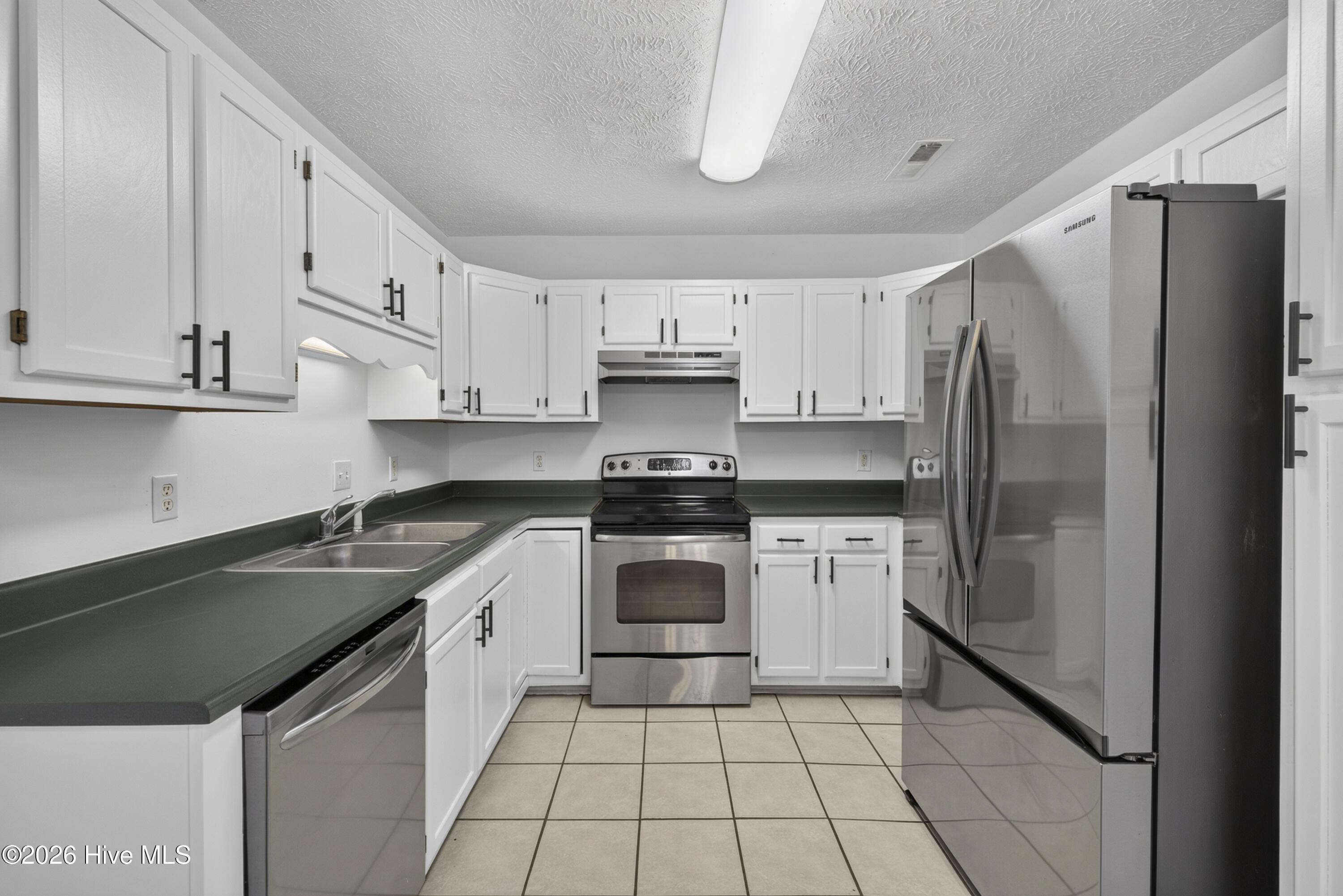 806 Saddle Point Property Photo 9
