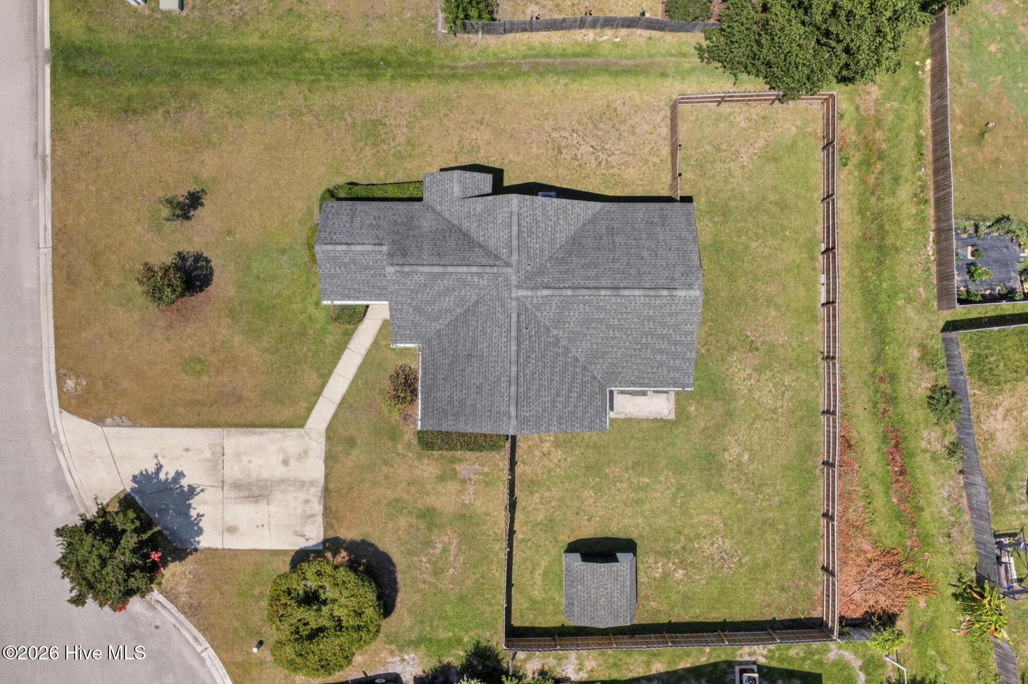806 Saddle Point Property Photo 19