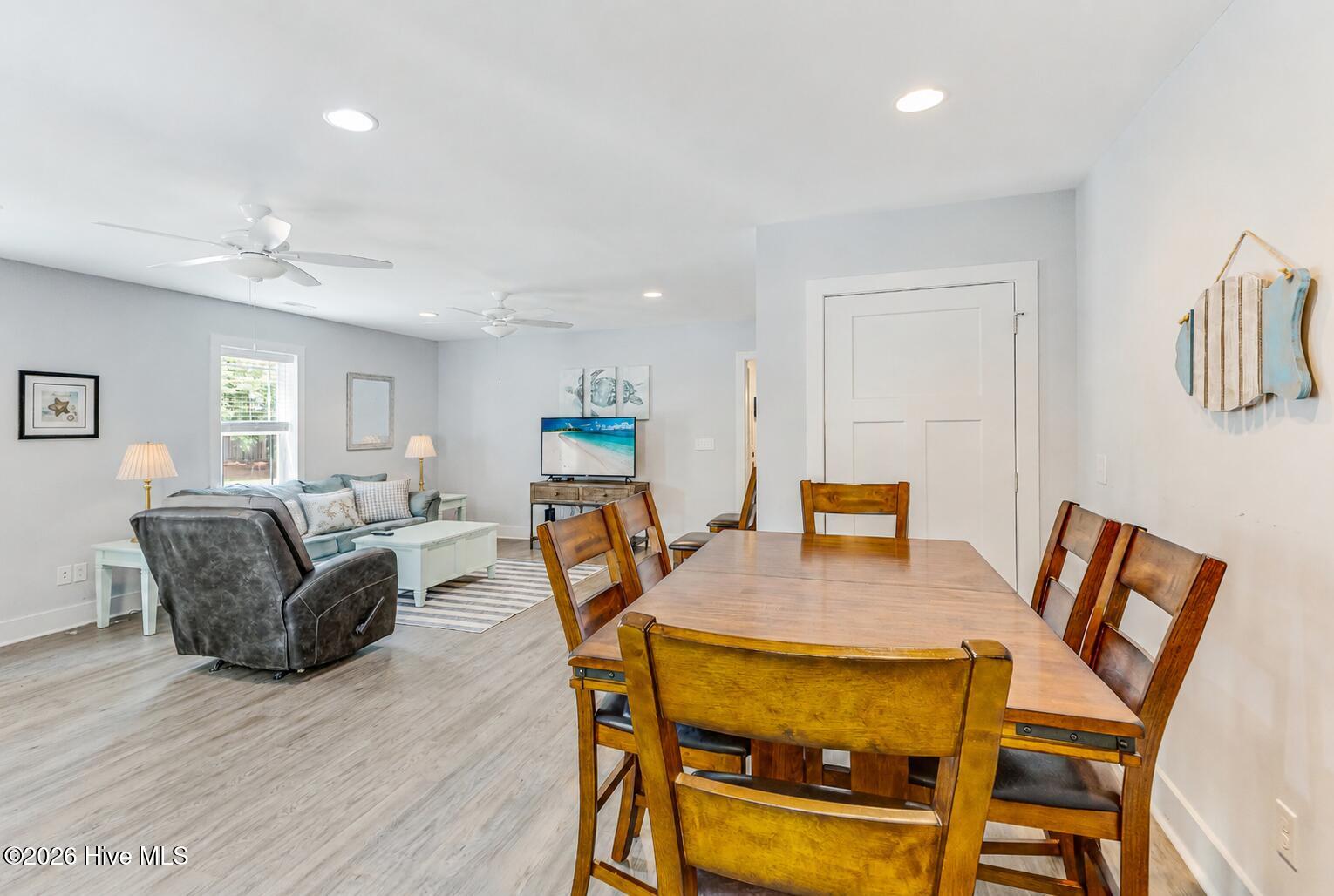 2602 E Oak Island Drive Property Photo 41