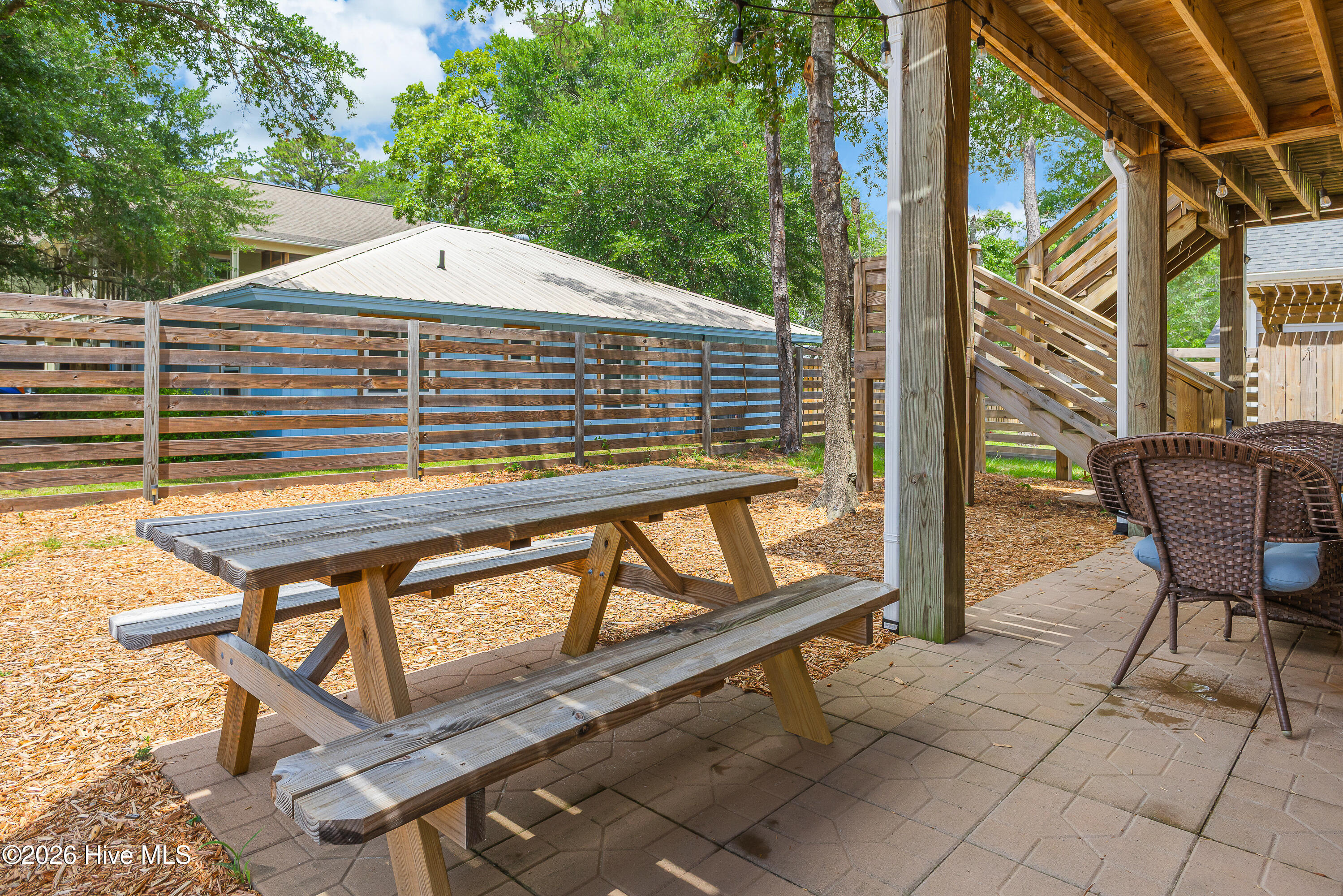 2602 E Oak Island Drive Property Photo 43