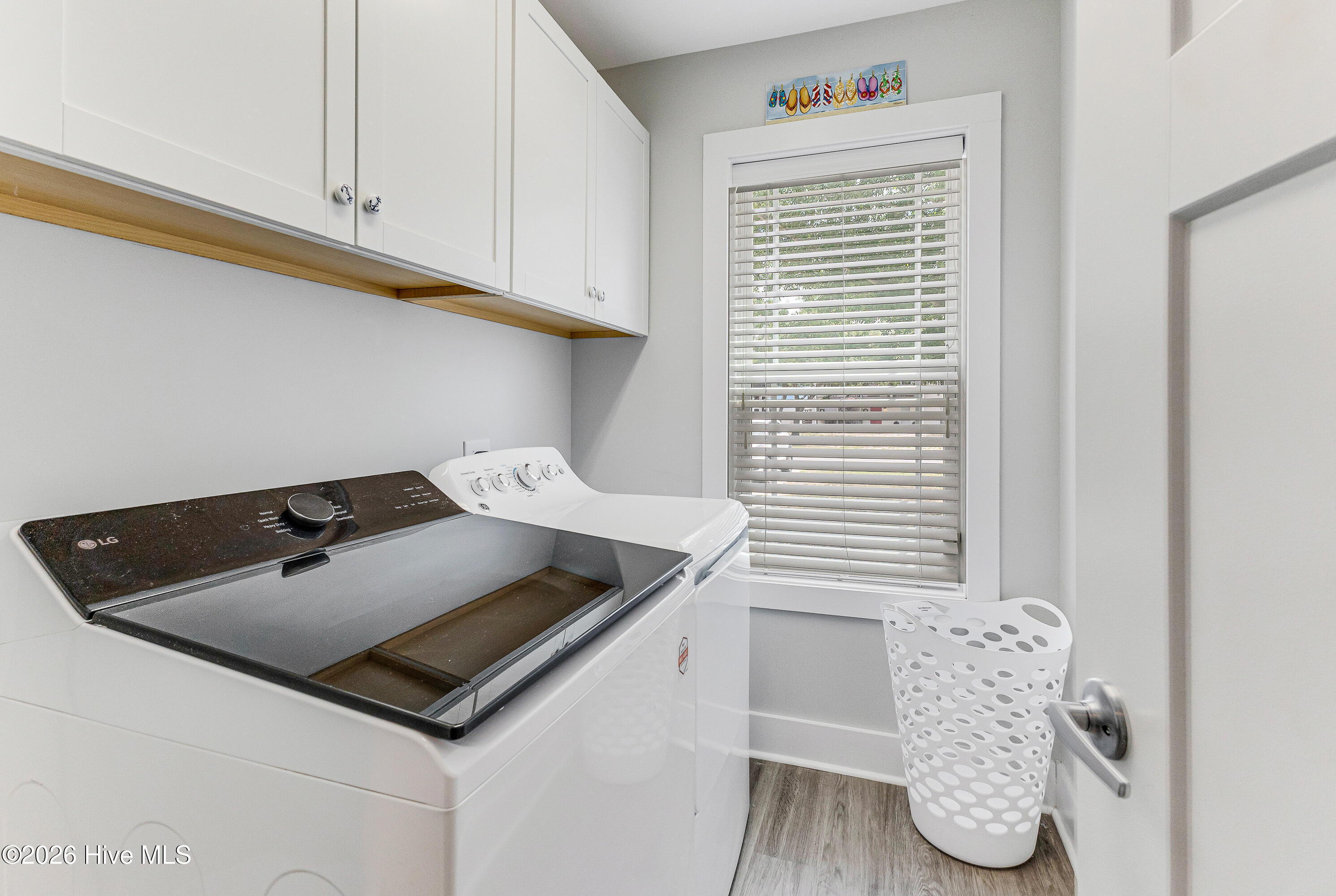 2602 E Oak Island Drive Property Photo 48