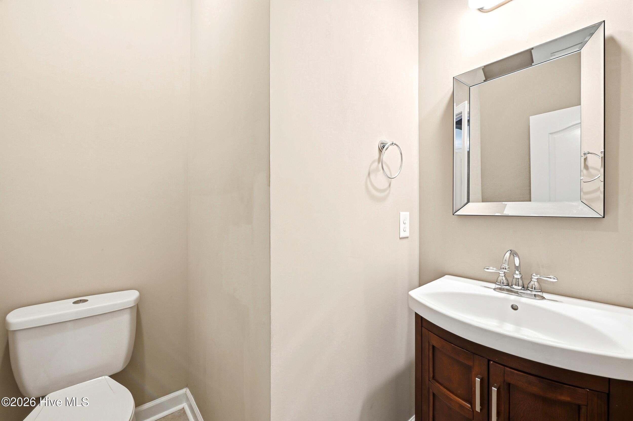 1036 Adams Landing Drive Property Photo 33