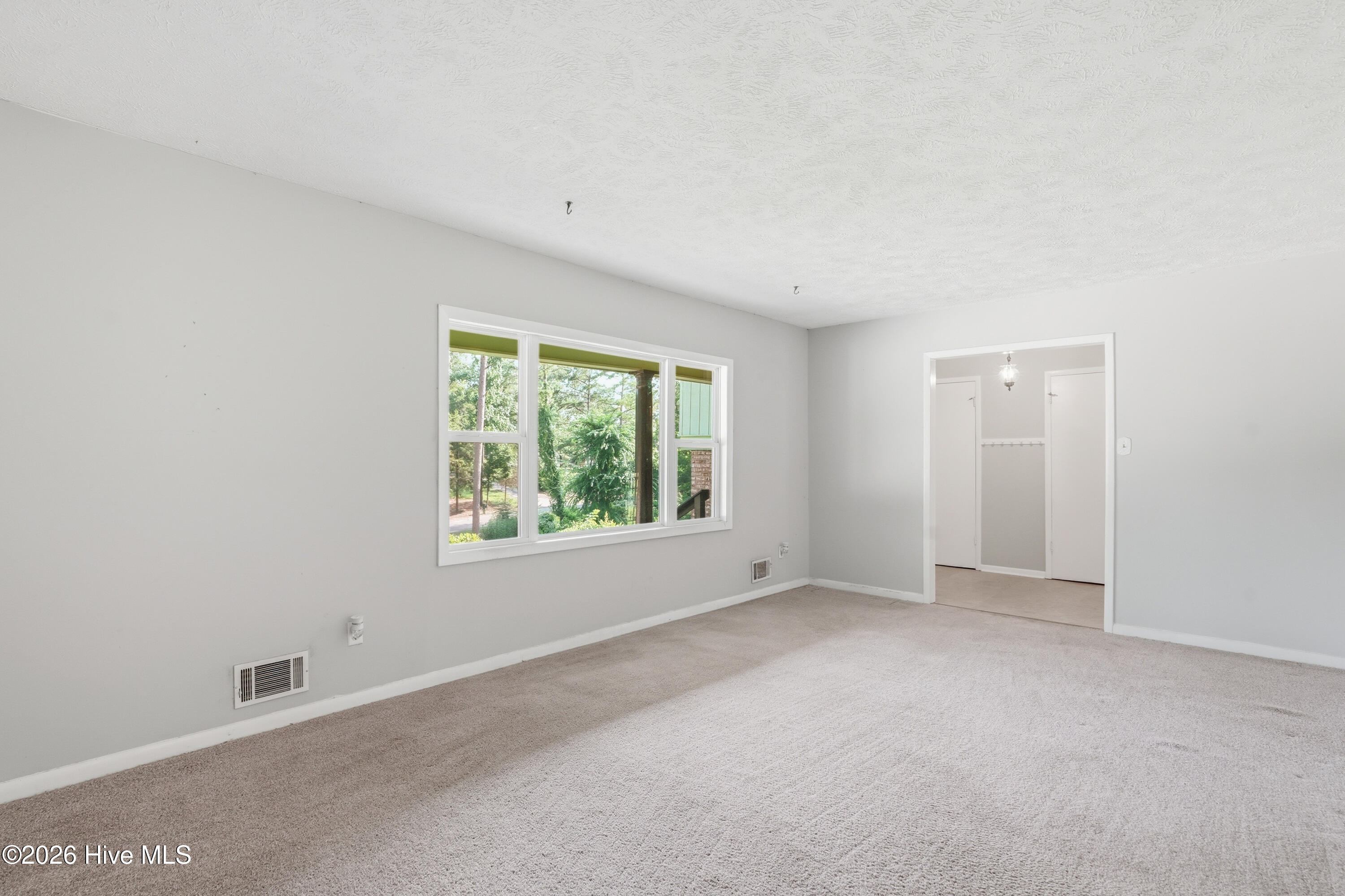 110 Toole Circle Property Photo 5