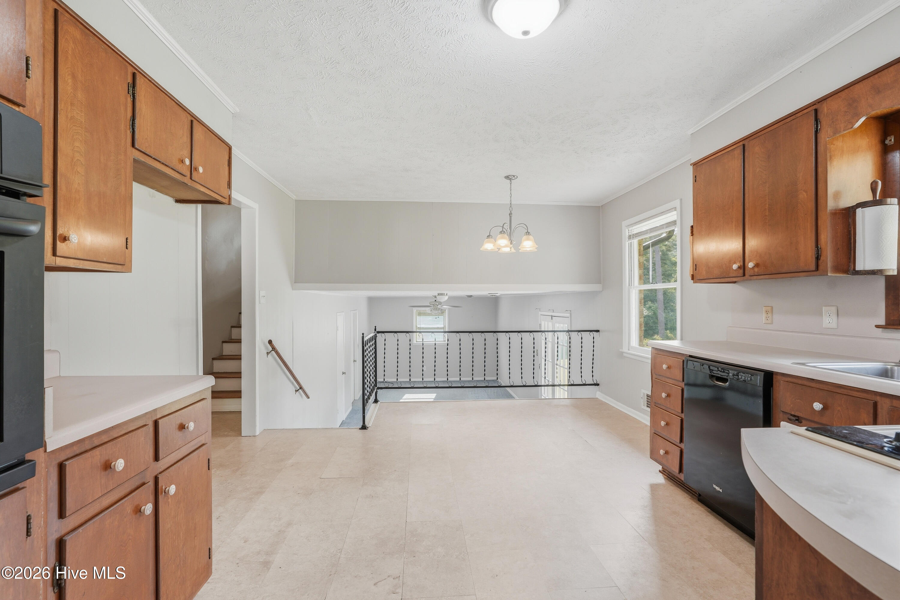 110 Toole Circle Property Photo 8